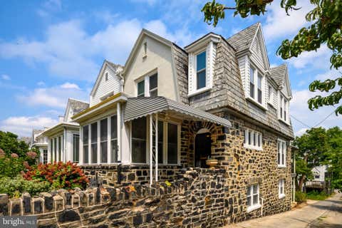 Townhouse For Sale - 3601 Yolando Road<br/> BALTIMORE, MD 21218