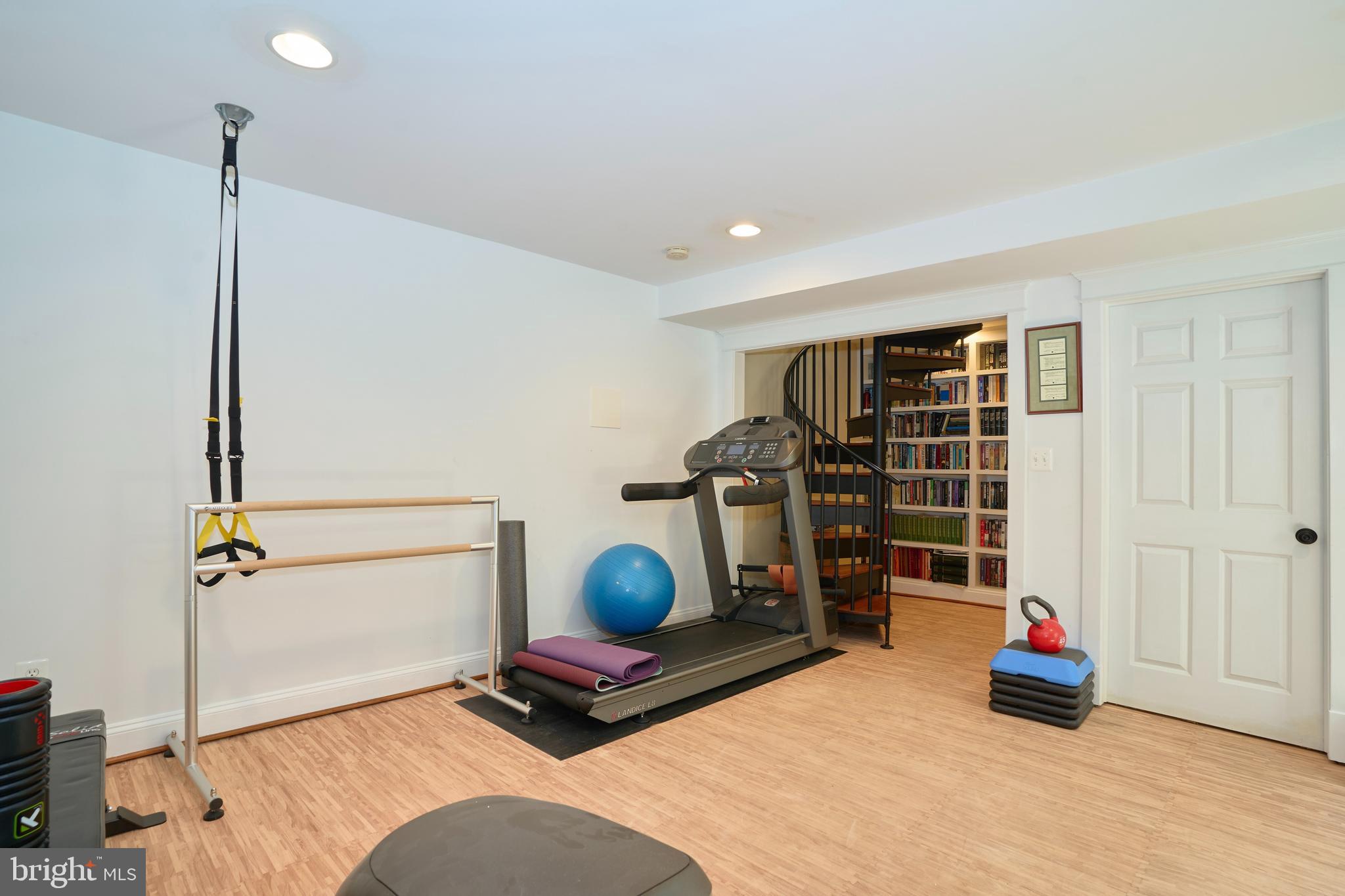 ASHTON HEIGHTS - Residential