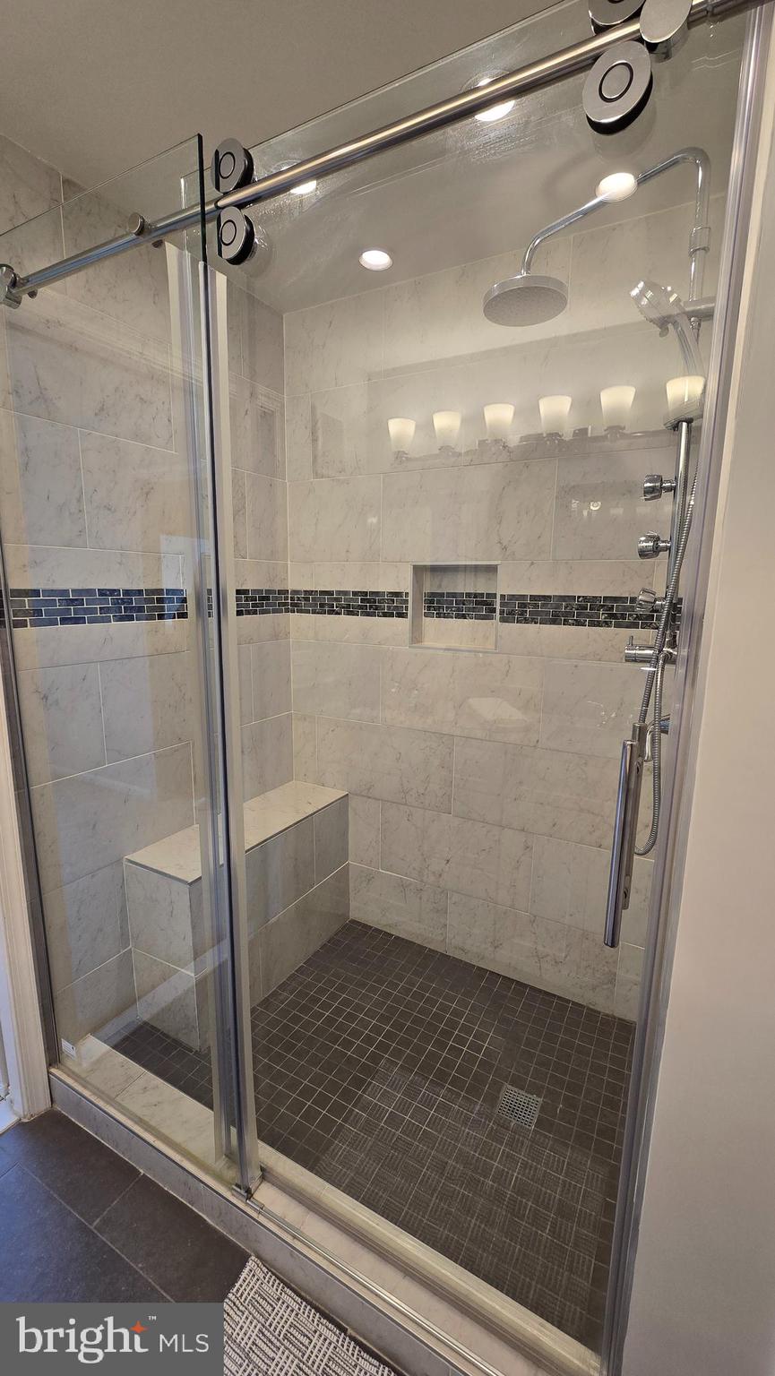 CARDINAL PLACE - Residential