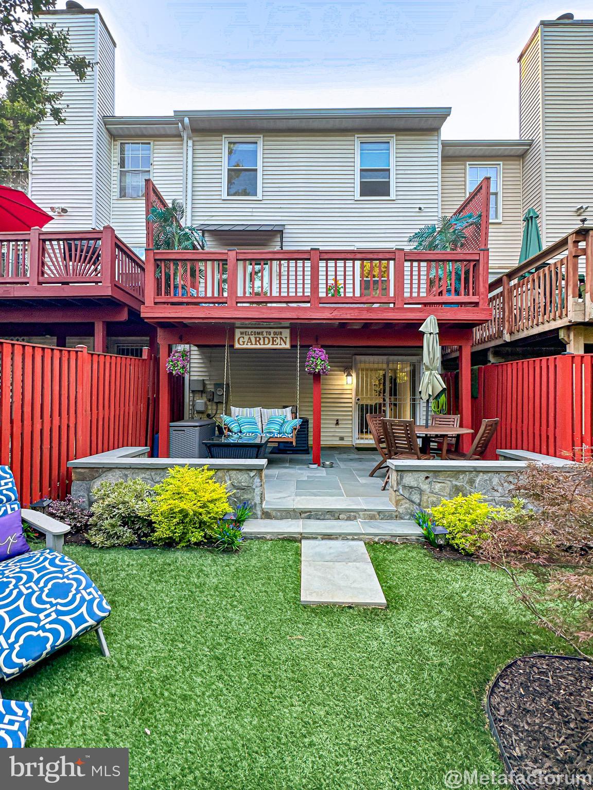 REGENCY MEADOWS - Residential