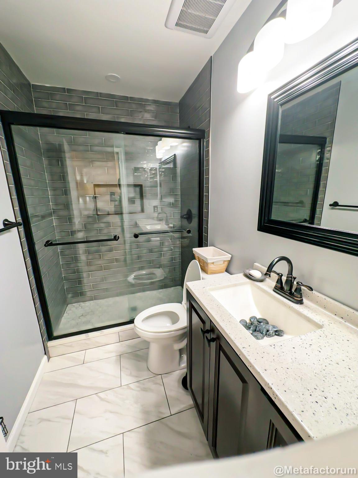 REGENCY MEADOWS - Residential