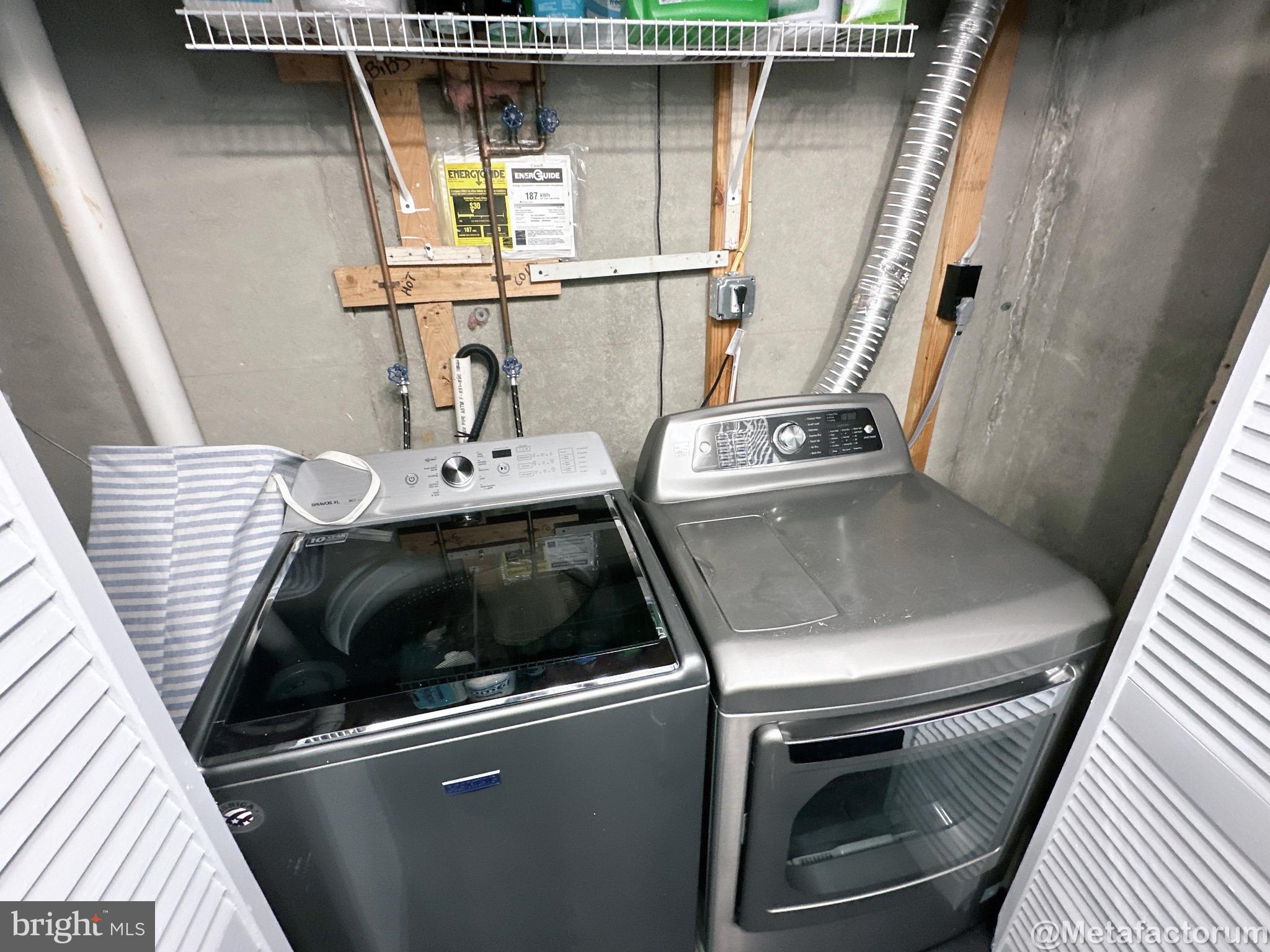 REGENCY MEADOWS - Residential