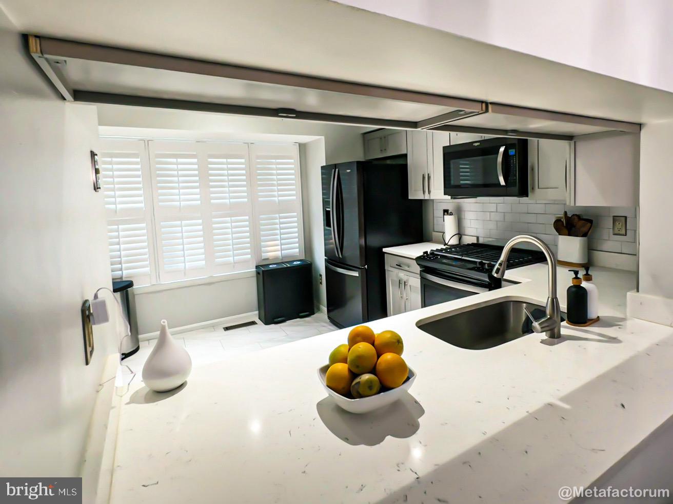 REGENCY MEADOWS - Residential