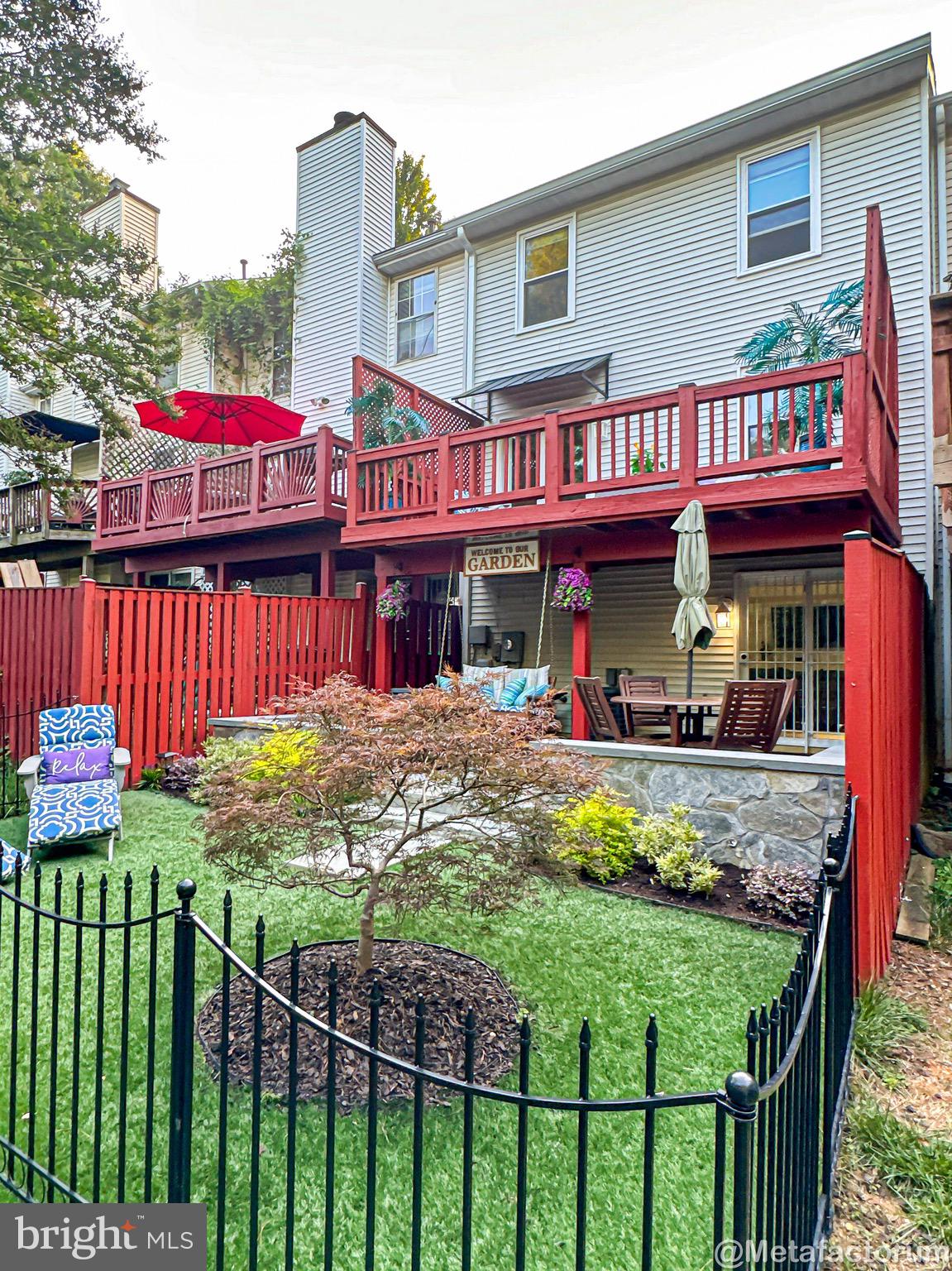 REGENCY MEADOWS - Residential