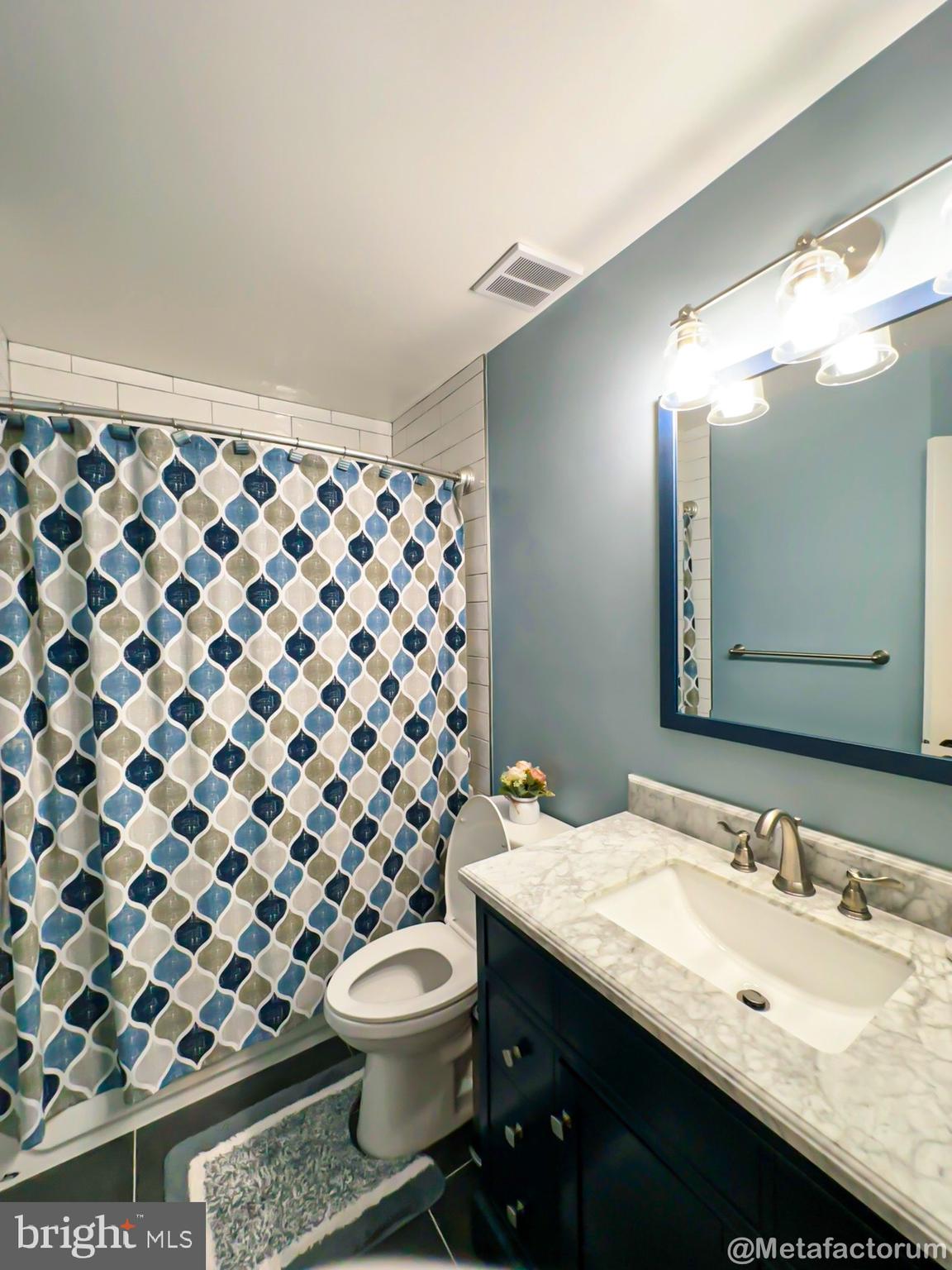 REGENCY MEADOWS - Residential