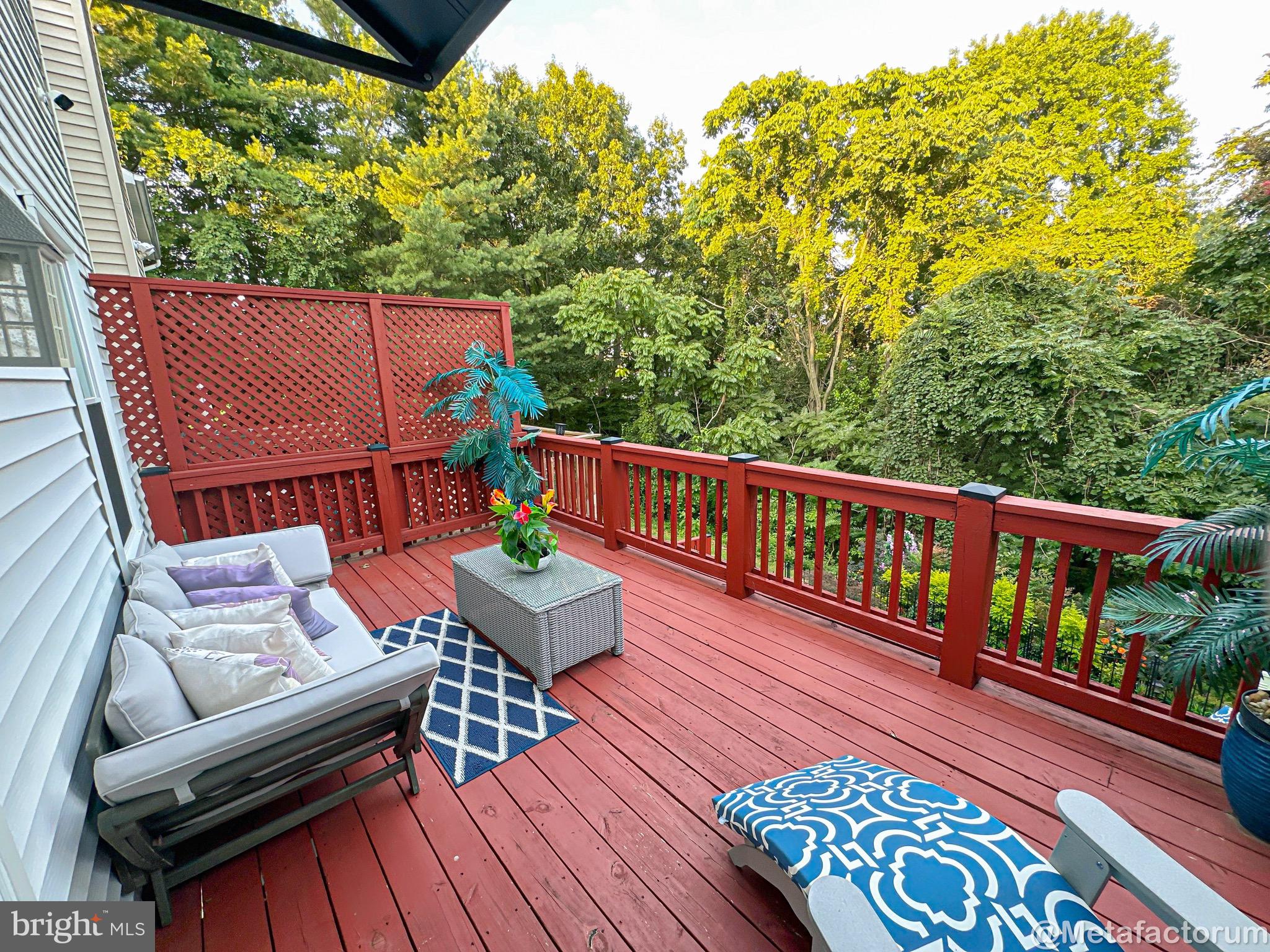 REGENCY MEADOWS - Residential