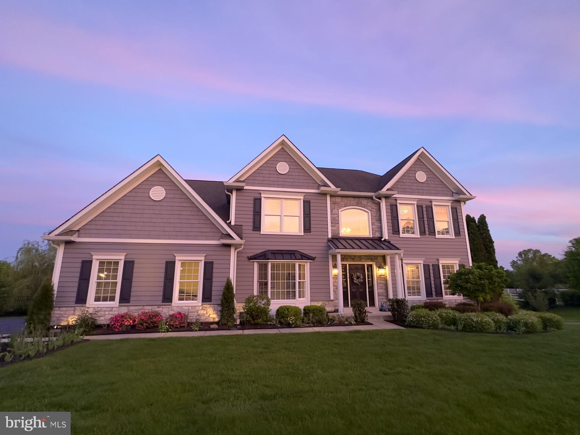 HILLTOWN RIDGE - Residential