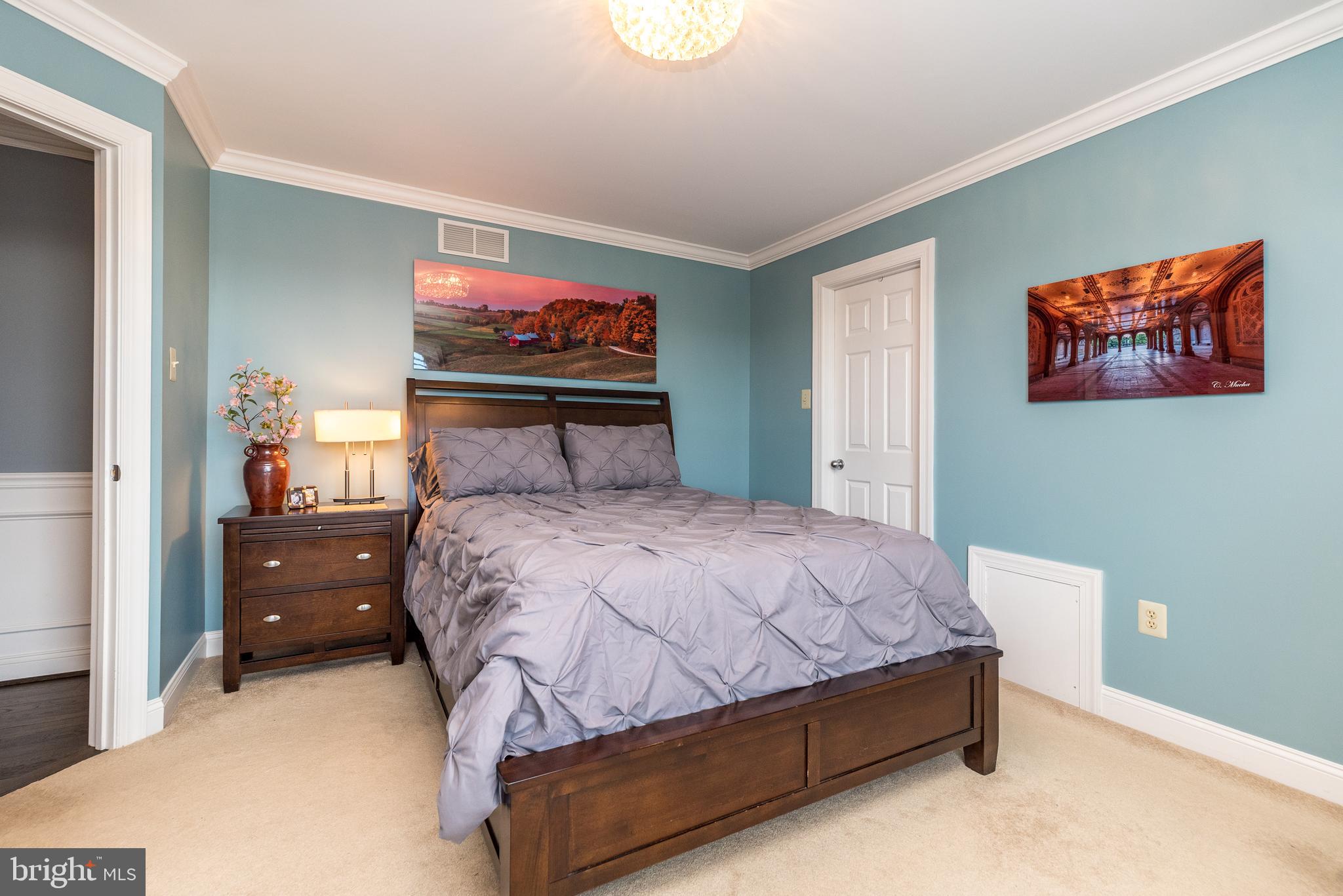 HILLTOWN RIDGE - Residential