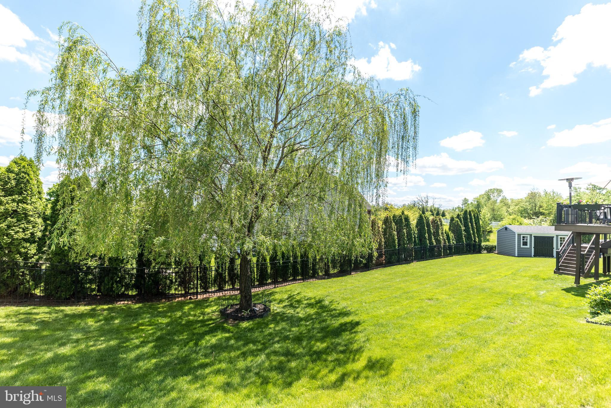 HILLTOWN RIDGE - Residential