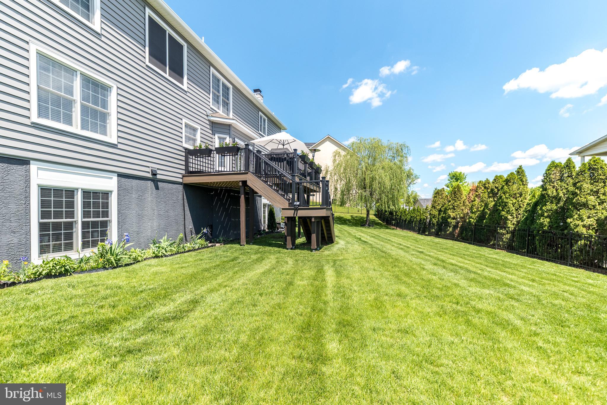 HILLTOWN RIDGE - Residential