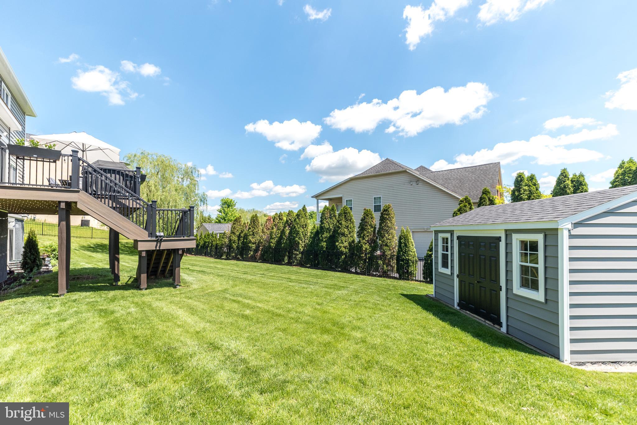 HILLTOWN RIDGE - Residential