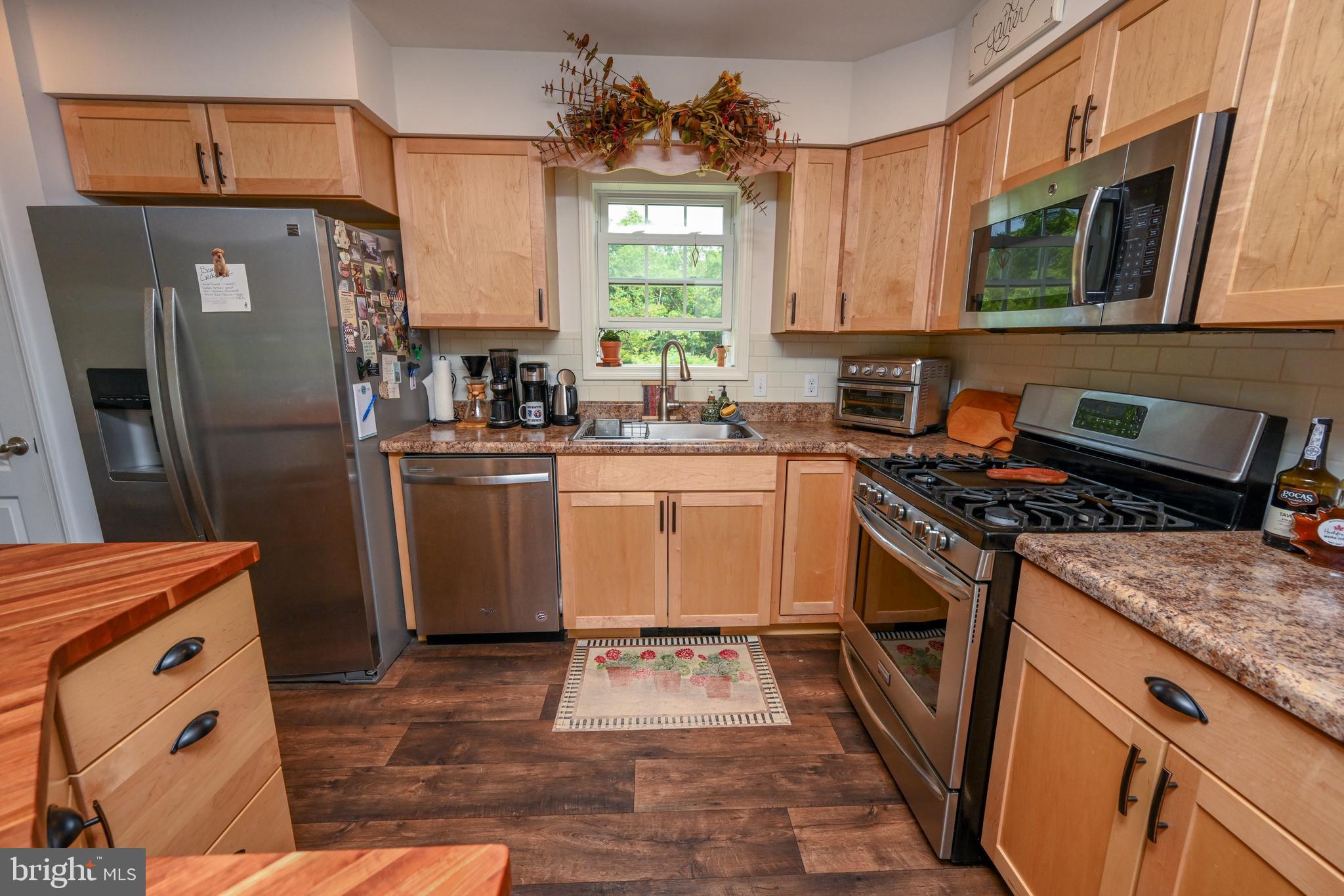 CHERRY CREEK FARM - Residential