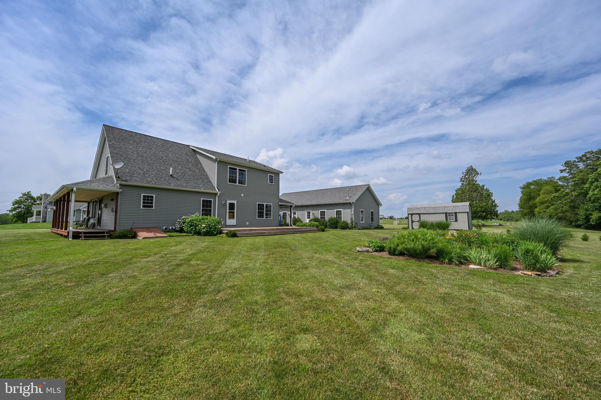 CHERRY CREEK FARM - Residential
