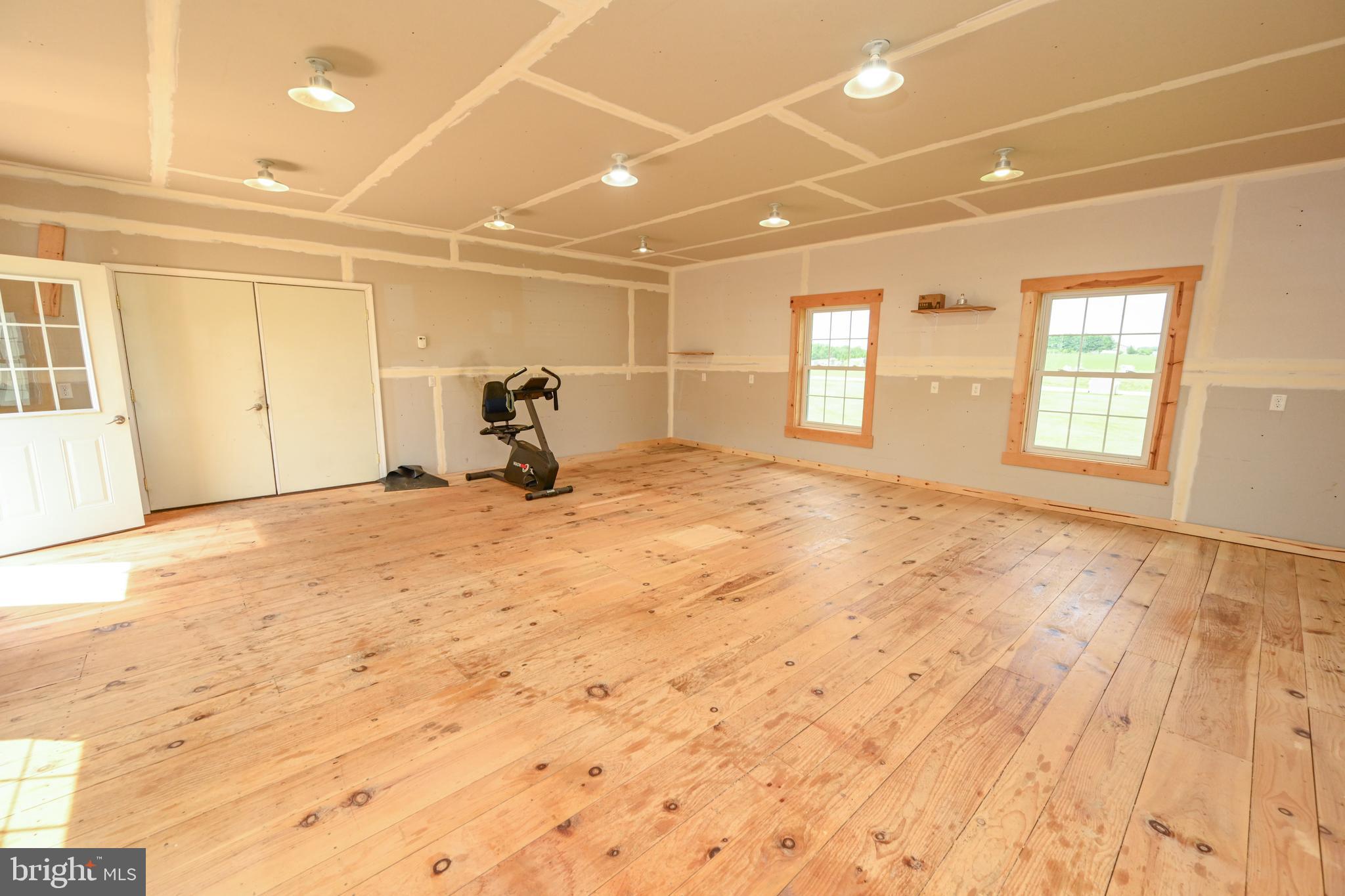 CHERRY CREEK FARM - Residential