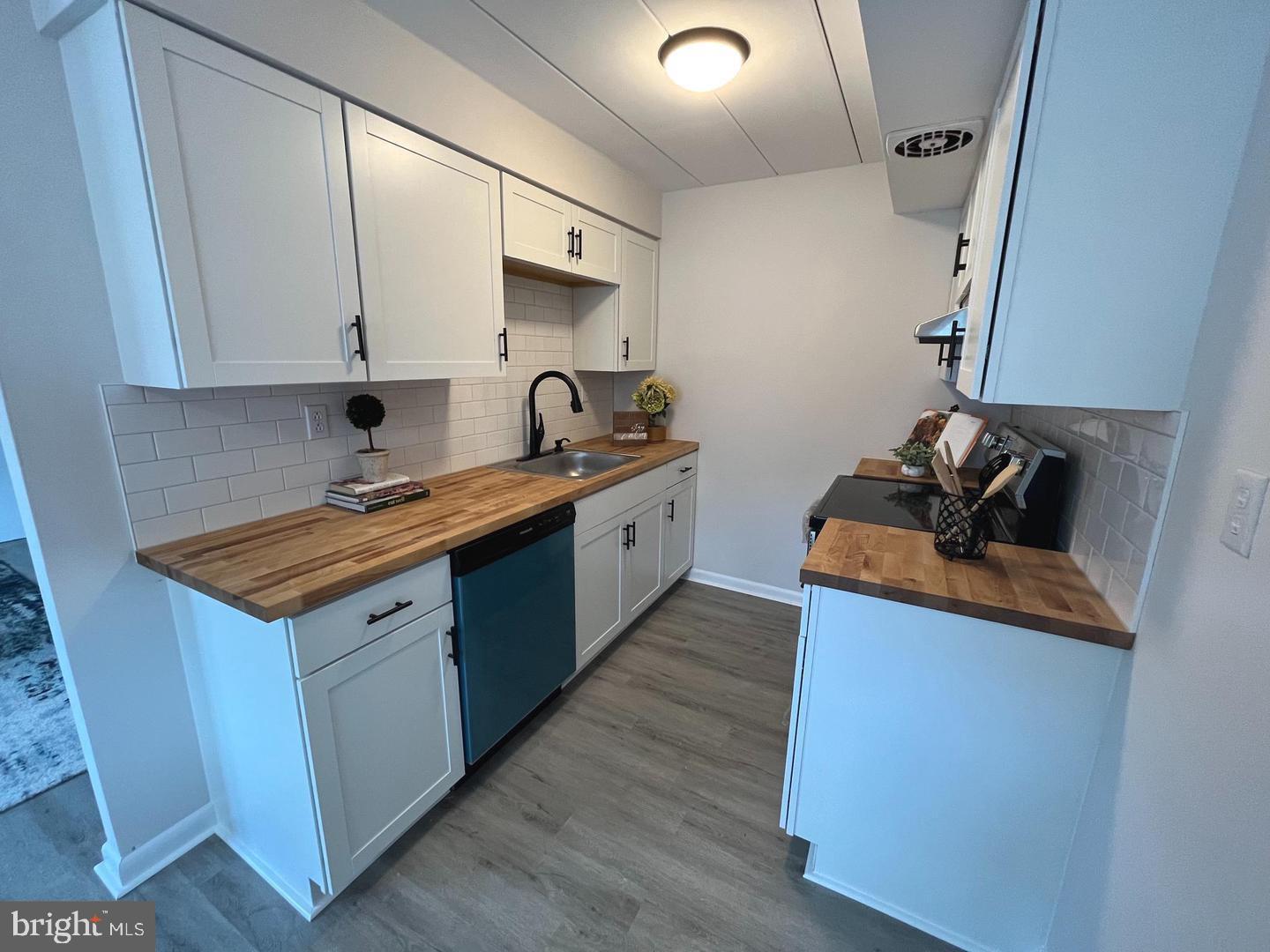 1 RADNOR DRIVE F-2