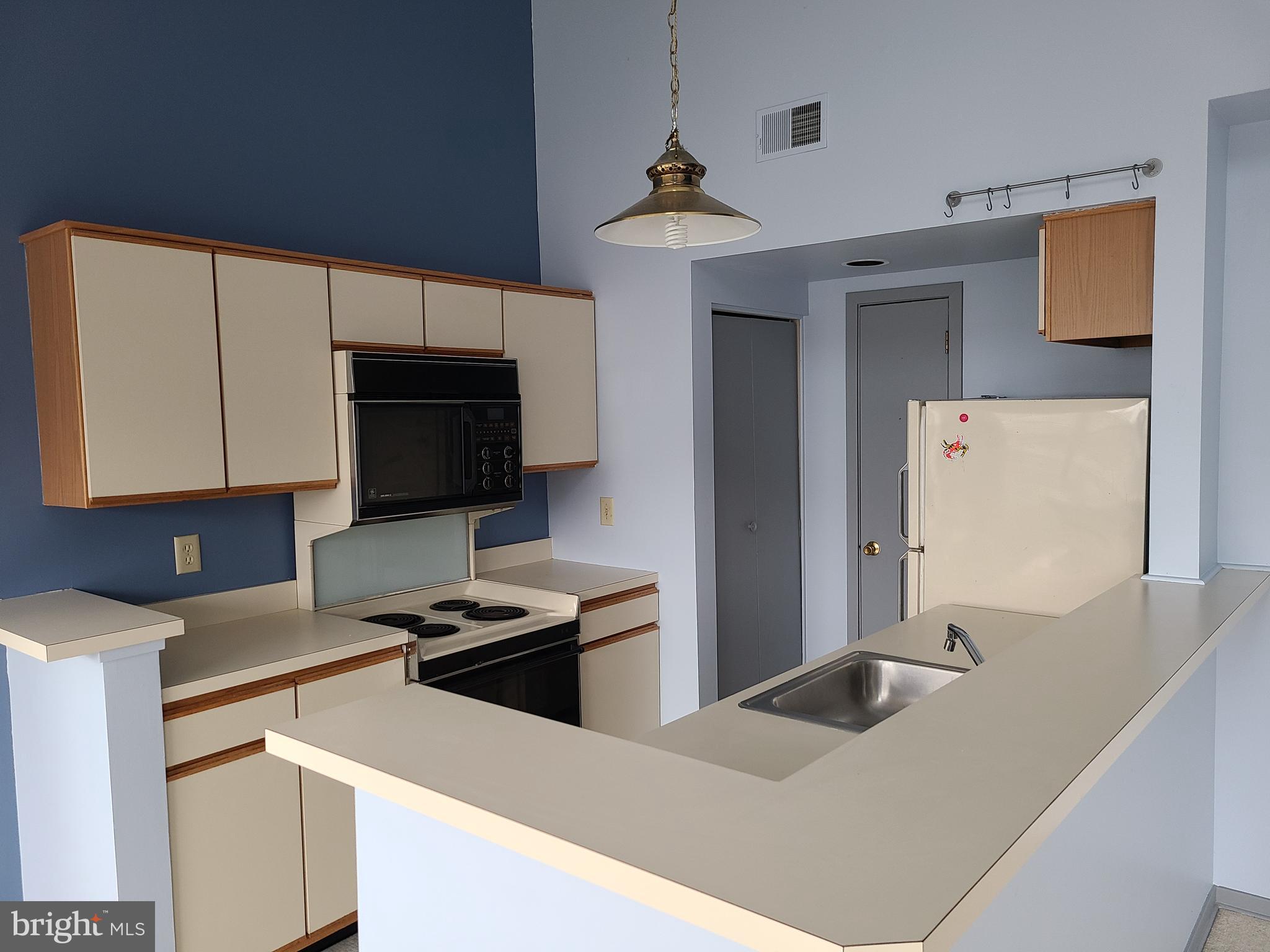 CANVASBACK COVE - Residential Lease