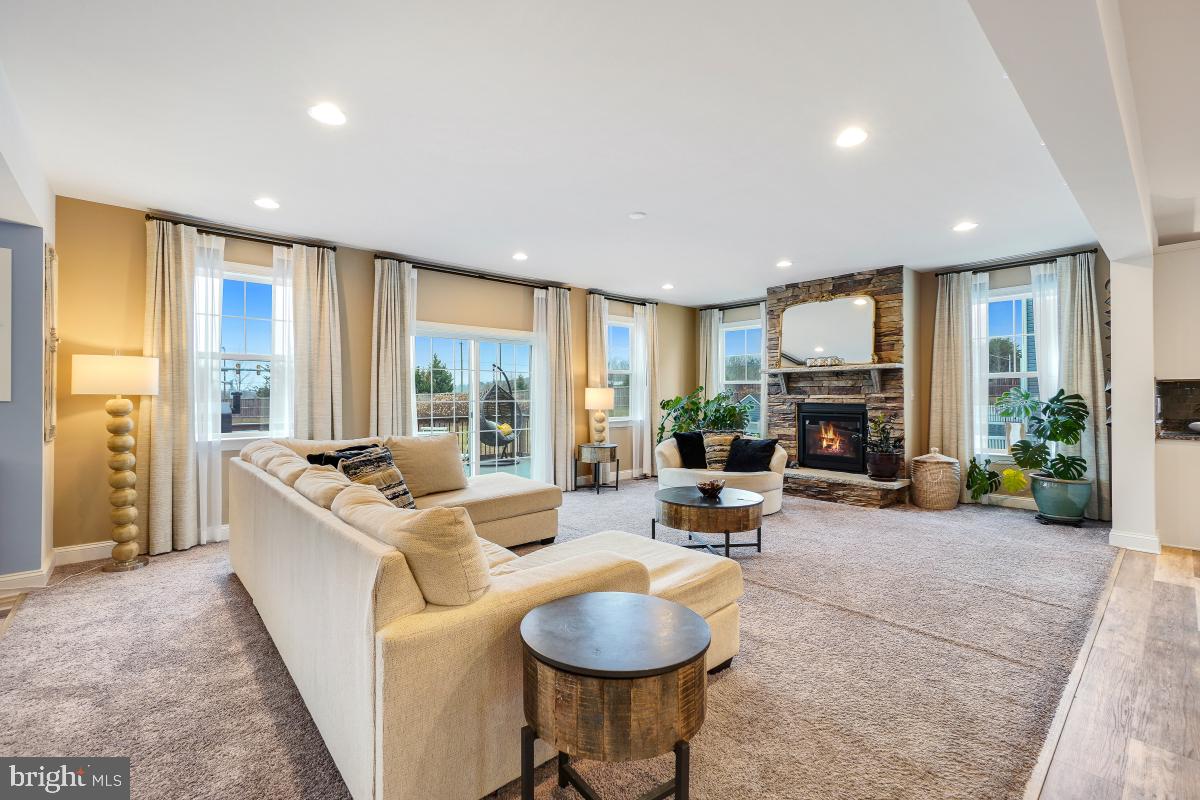 COPPER MILL ESTATES - Residential