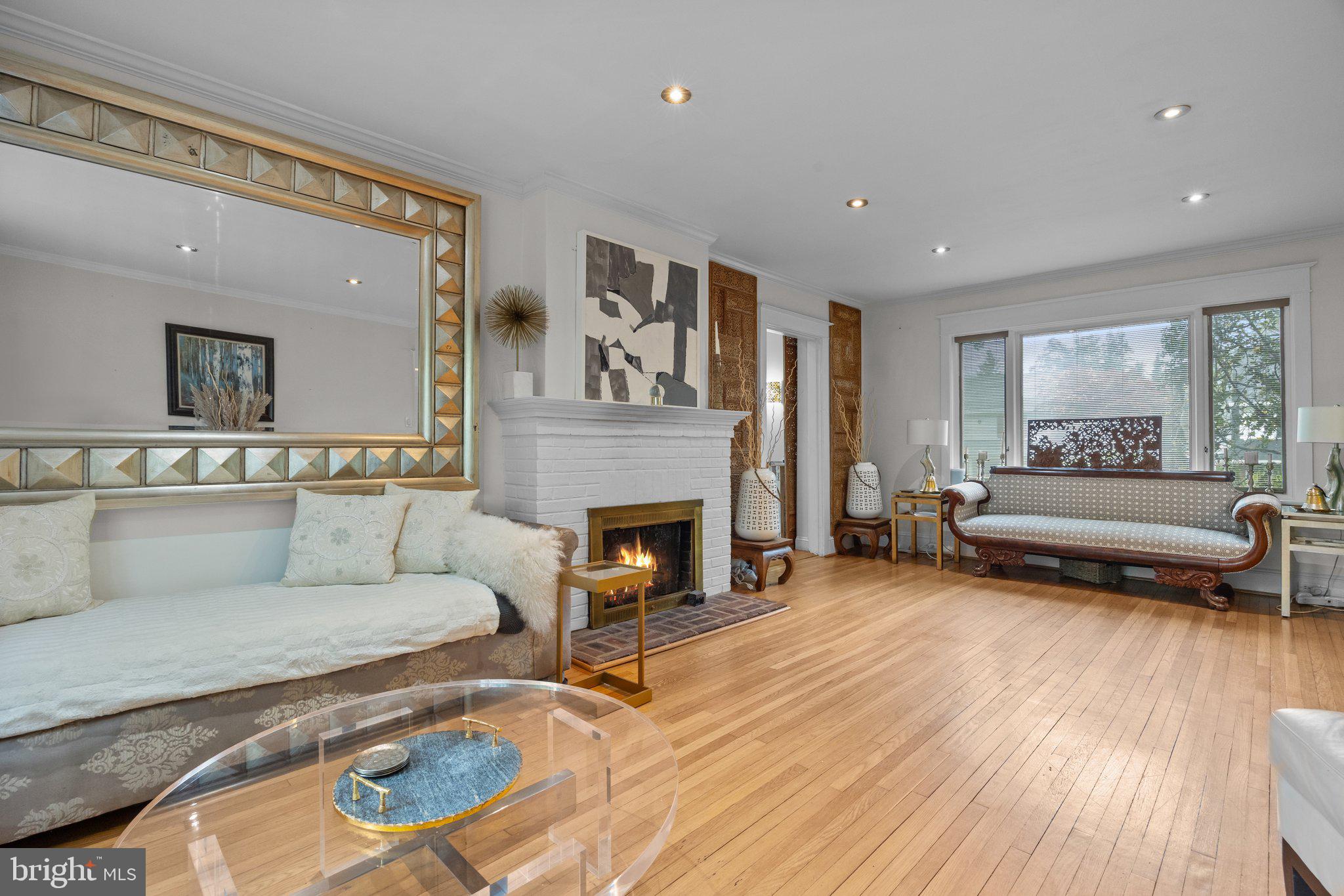 JENKINTOWN - Residential