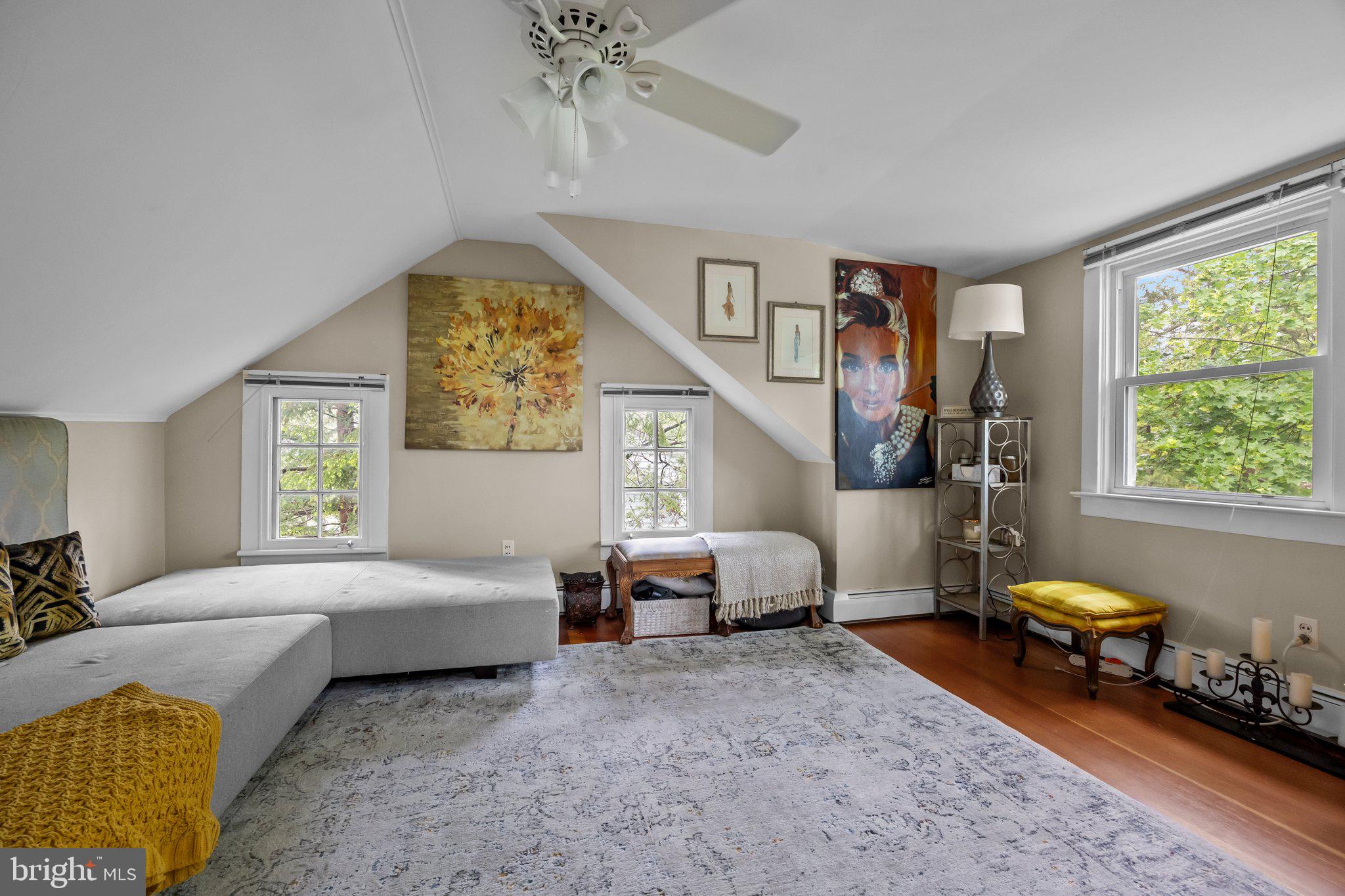 JENKINTOWN - Residential