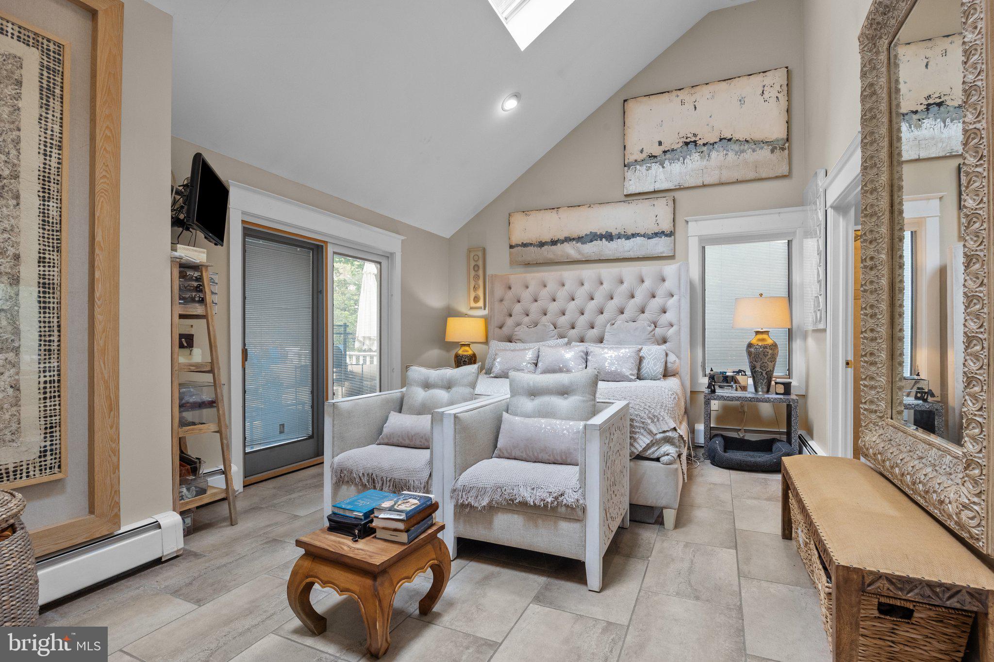 JENKINTOWN - Residential