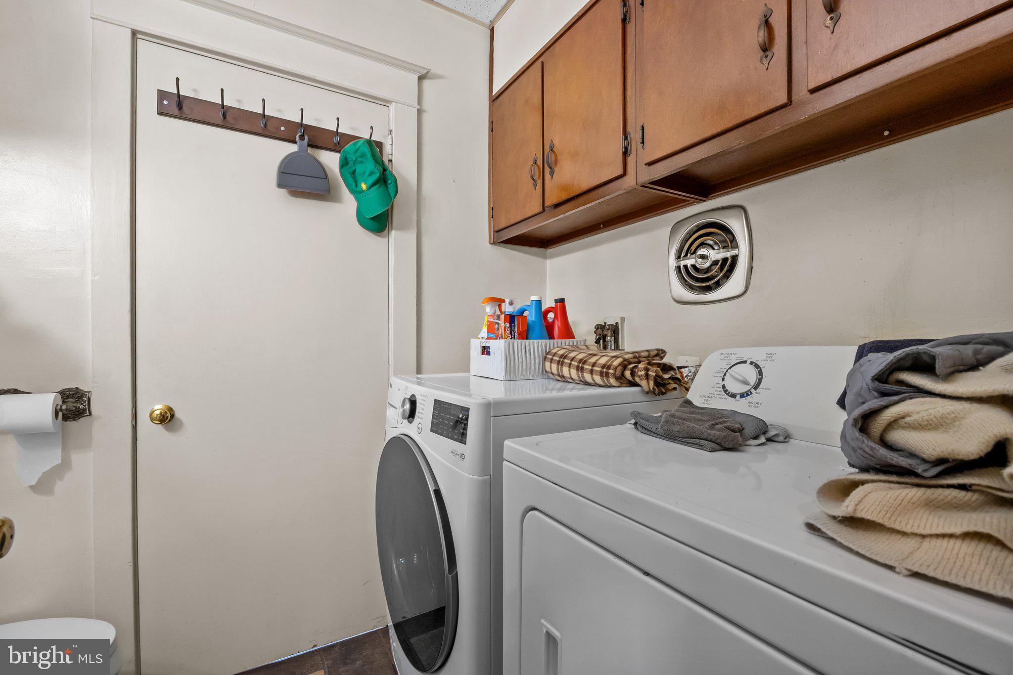 JENKINTOWN - Residential