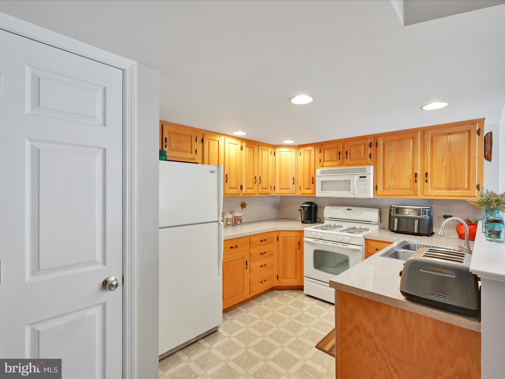 108 MOORLAND COURT