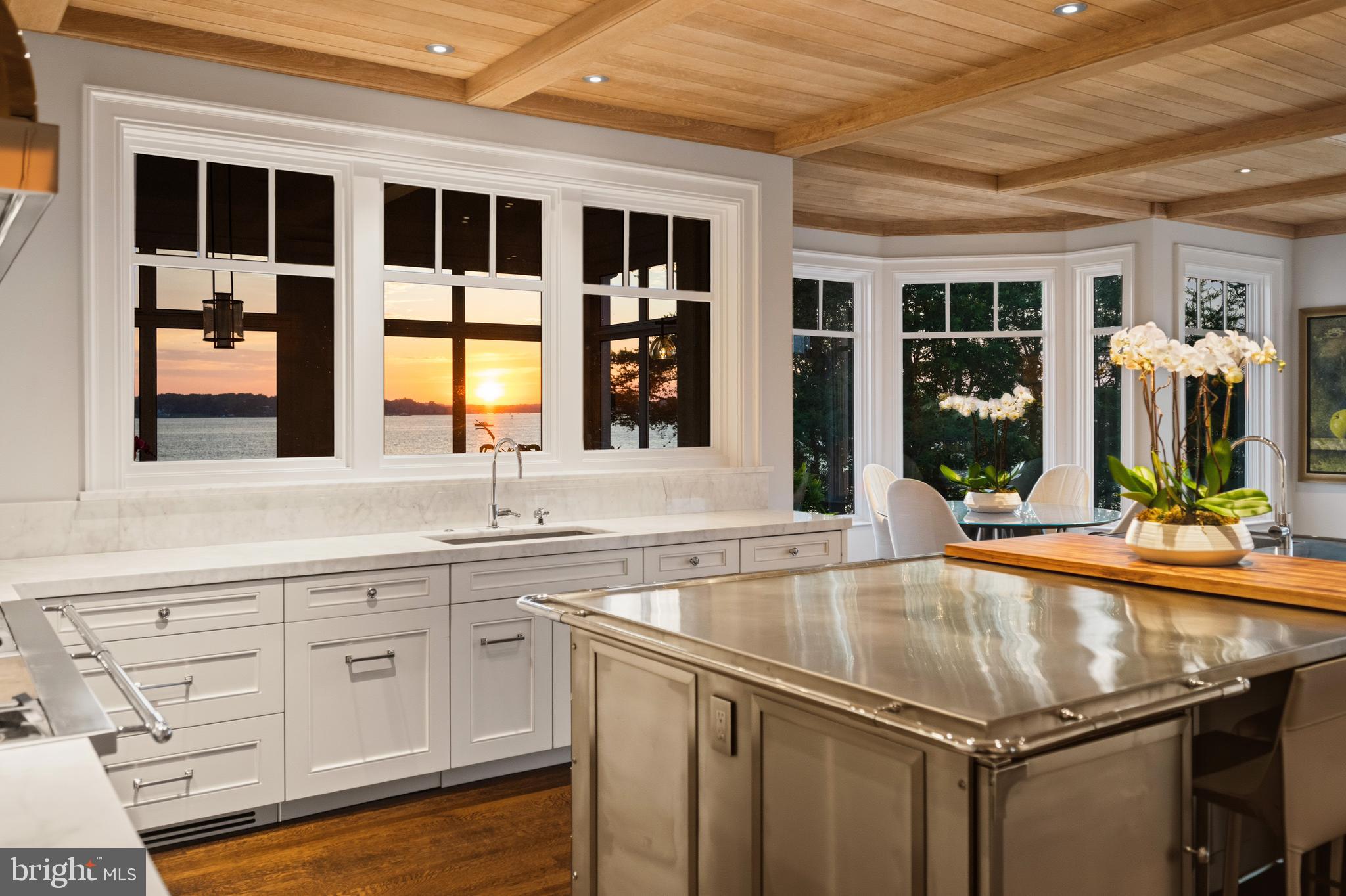 WIMBLEDON FARMS - Residential