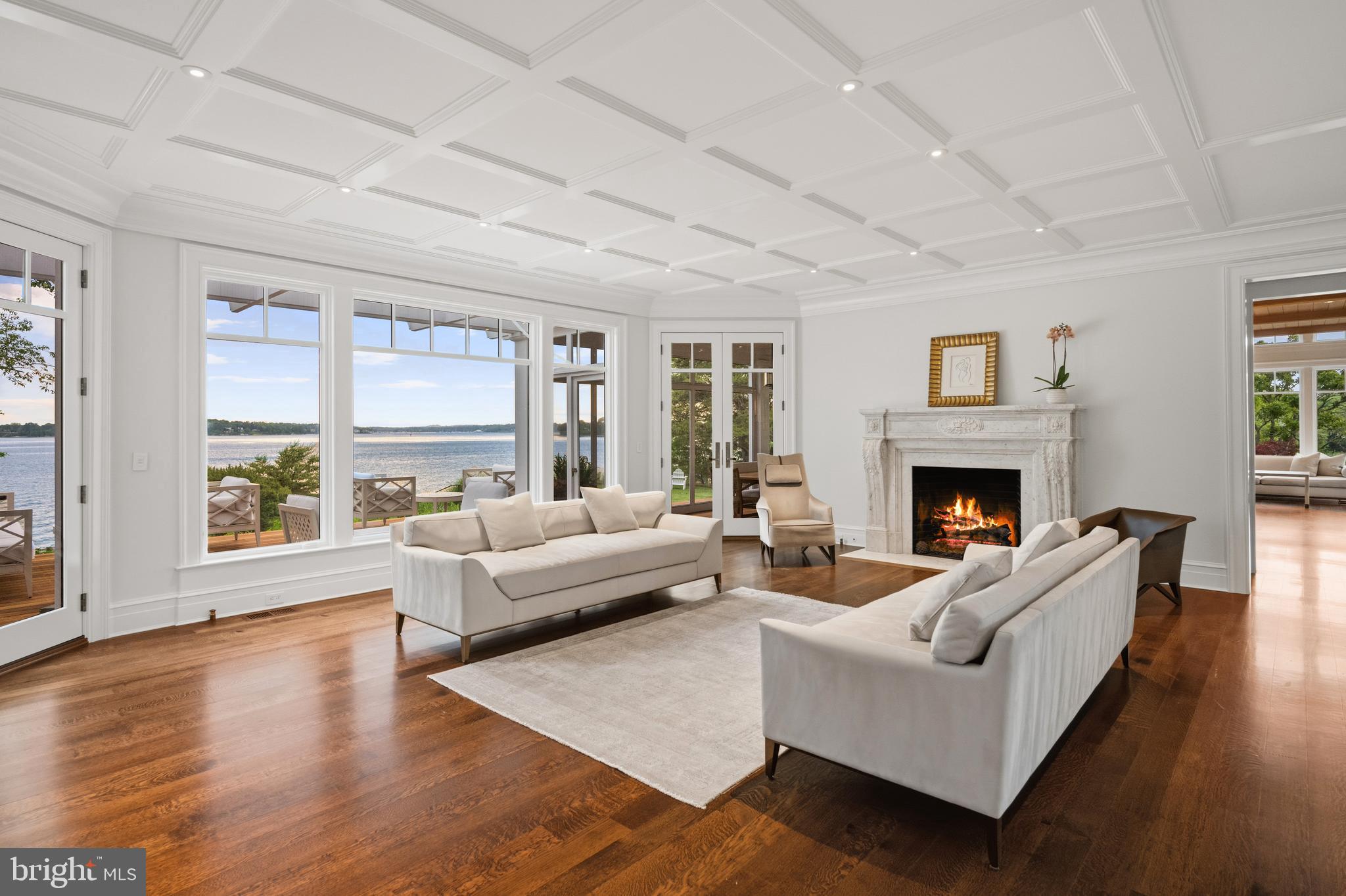 WIMBLEDON FARMS - Residential
