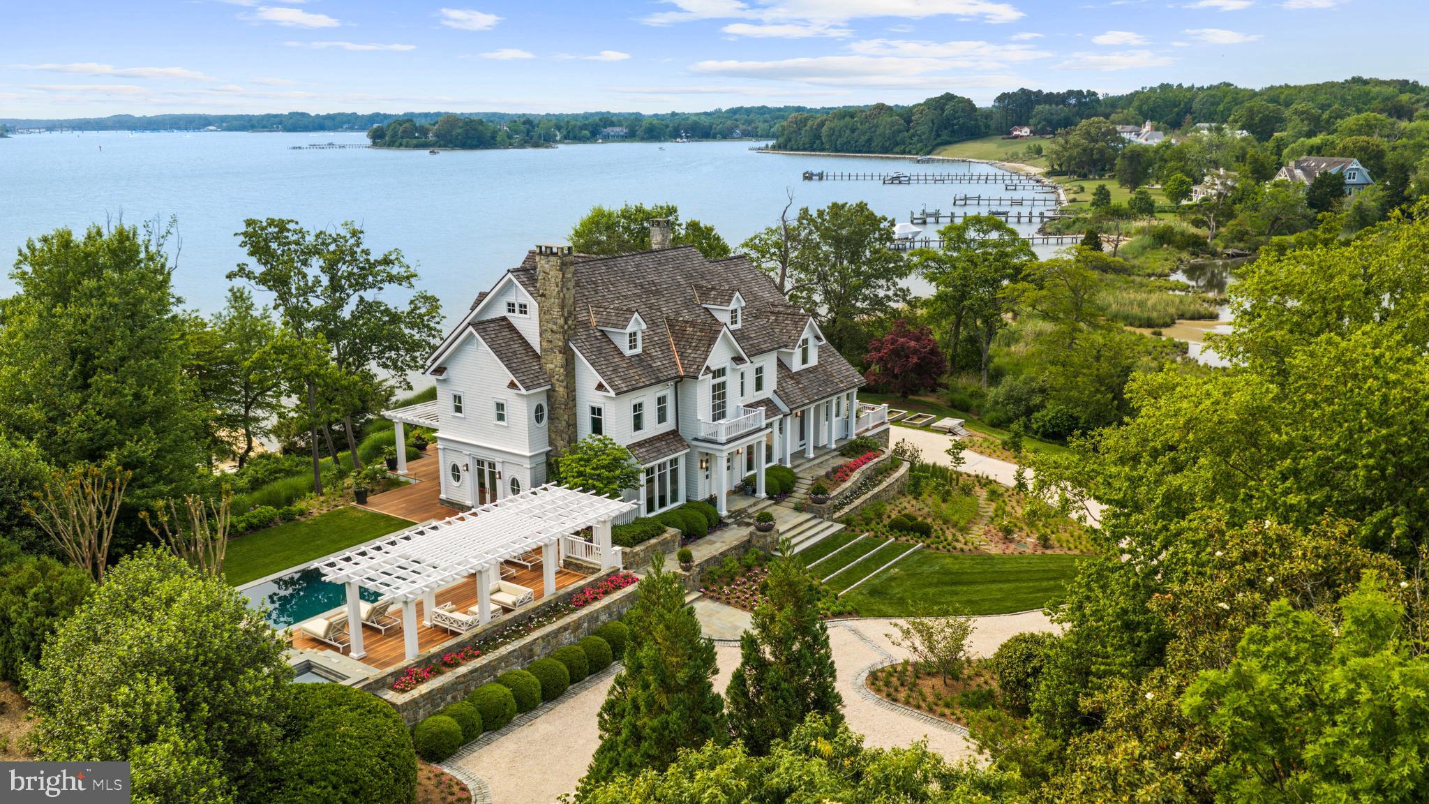 WIMBLEDON FARMS - Residential