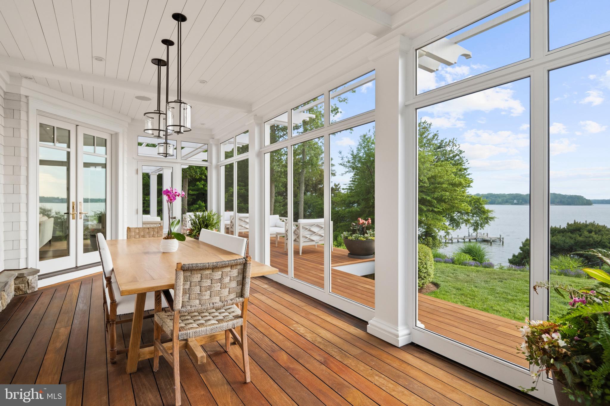 WIMBLEDON FARMS - Residential