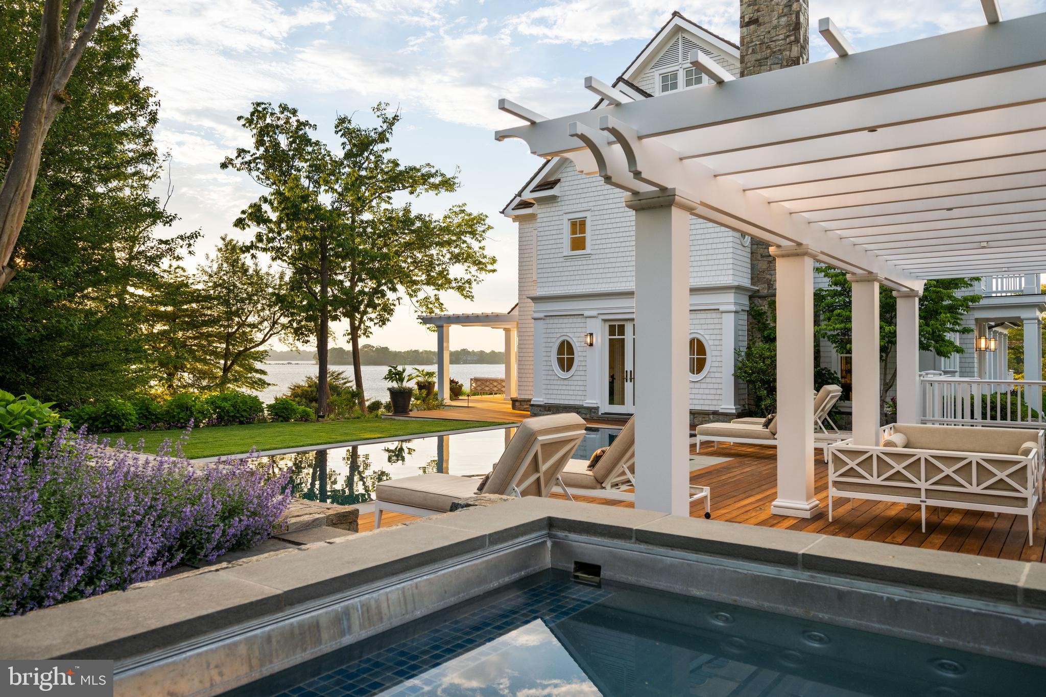 WIMBLEDON FARMS - Residential