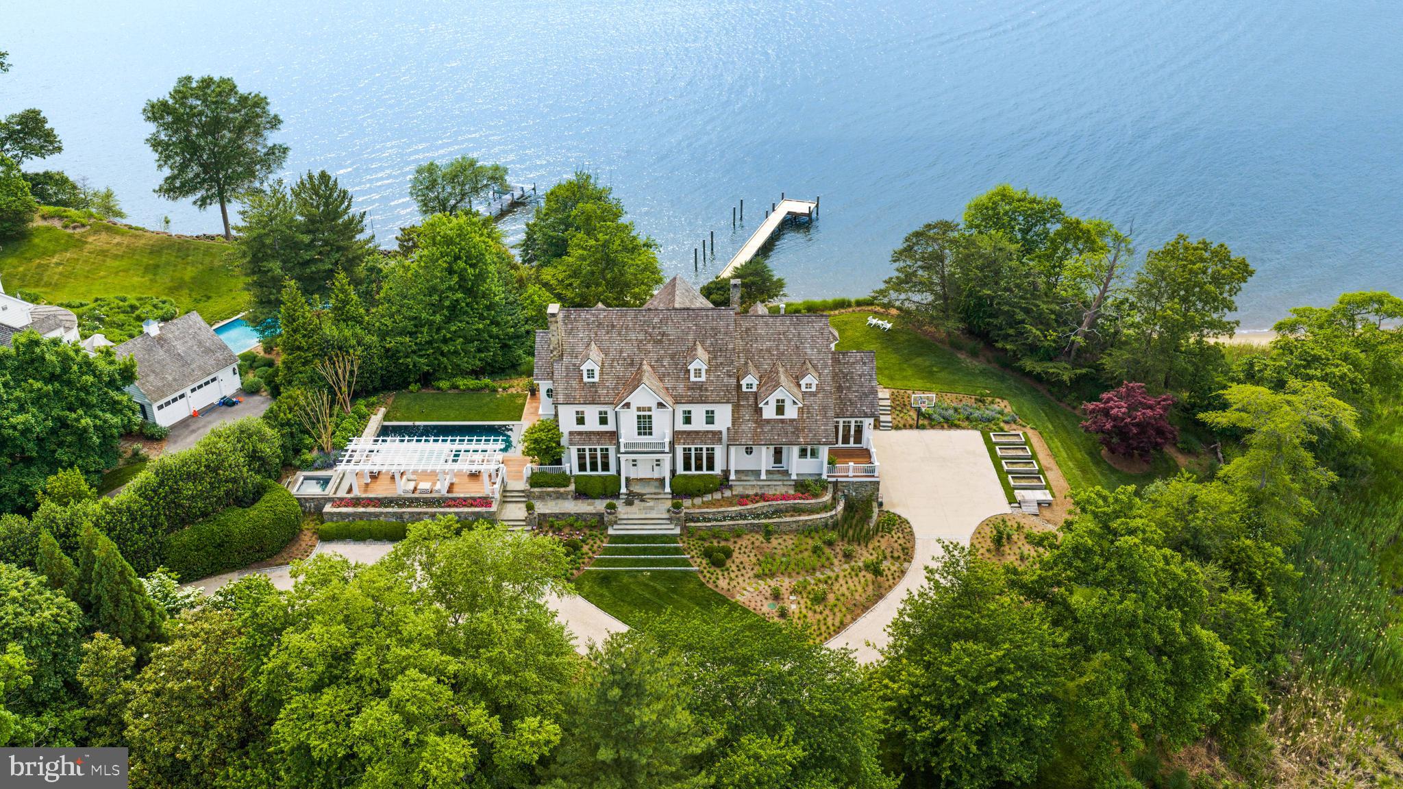 WIMBLEDON FARMS - Residential