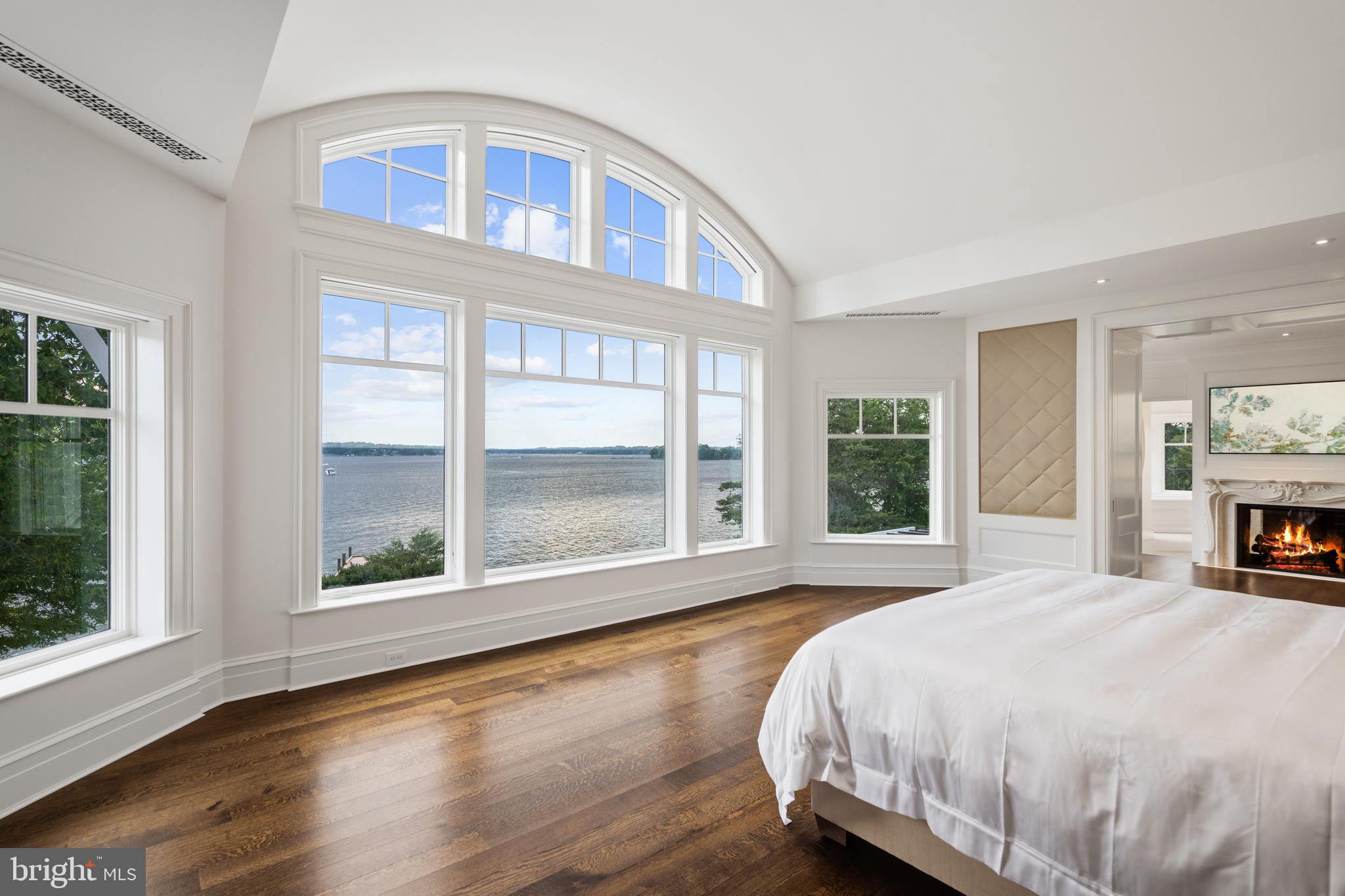 WIMBLEDON FARMS - Residential