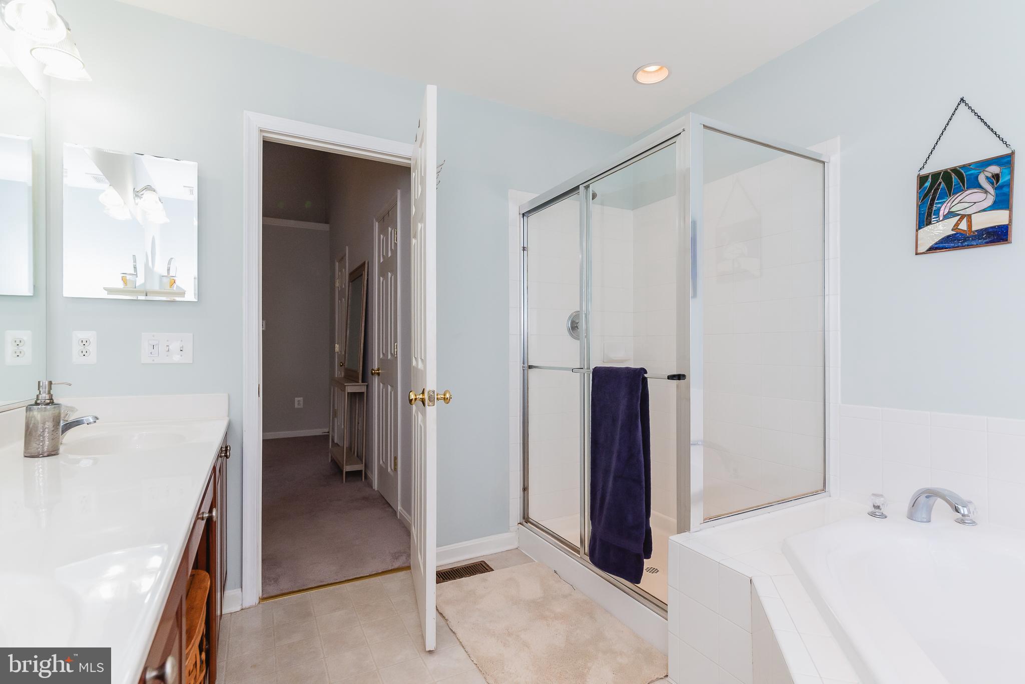 AUTUMN RUN - Residential