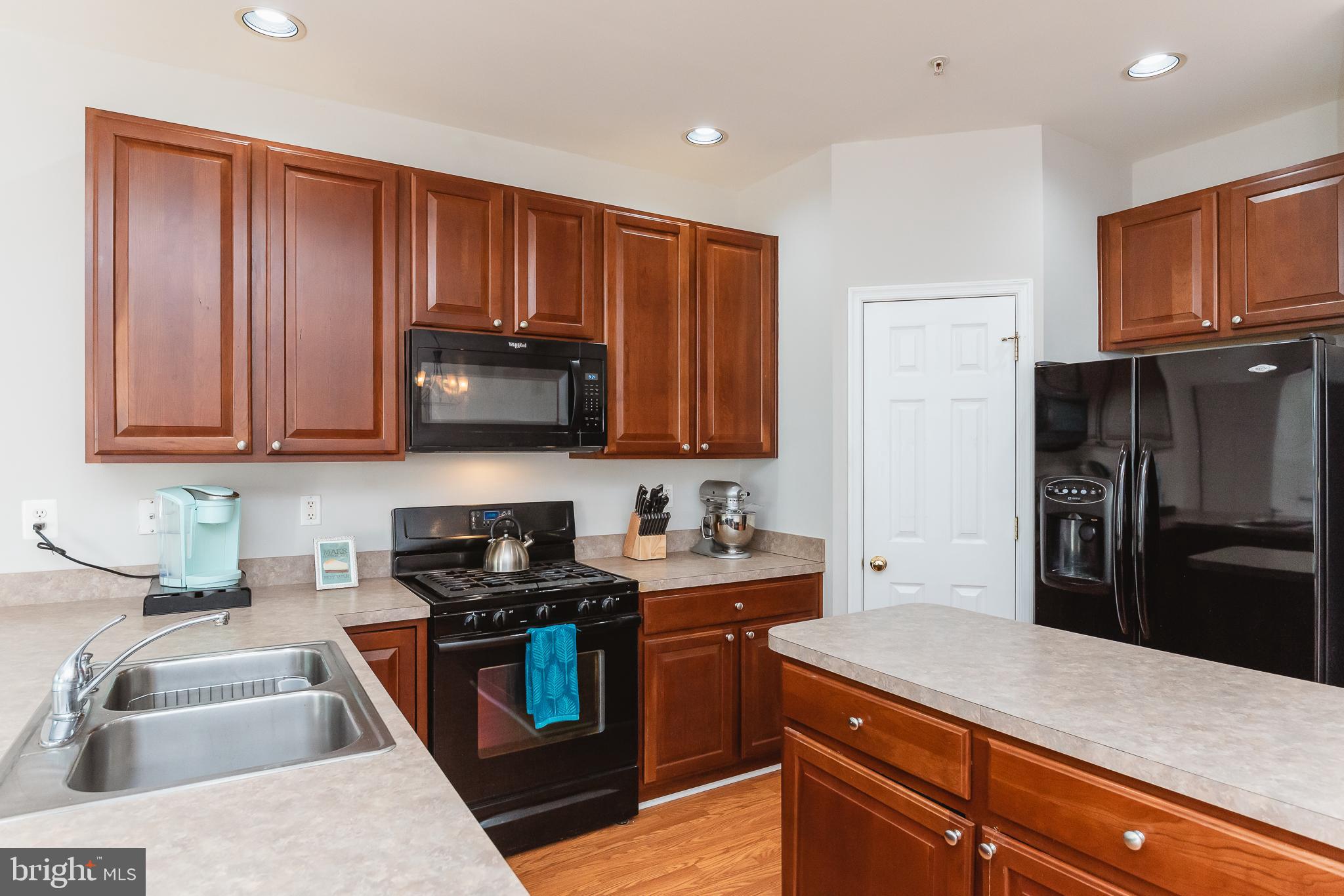 AUTUMN RUN - Residential