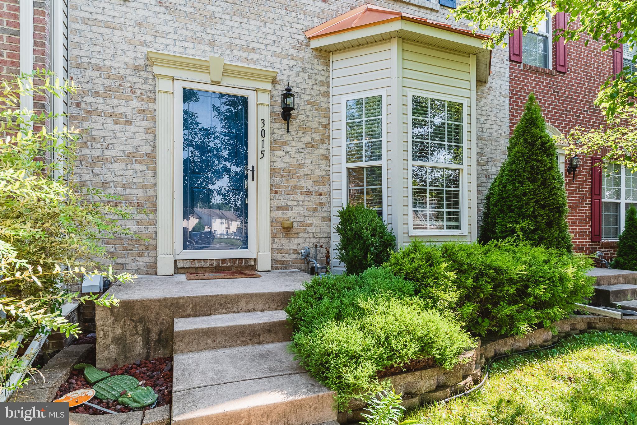 AUTUMN RUN - Residential