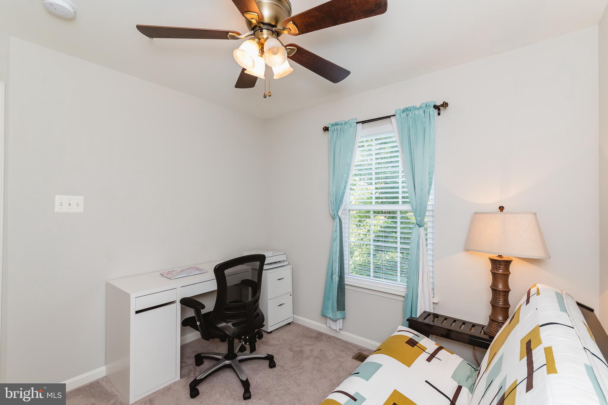 AUTUMN RUN - Residential