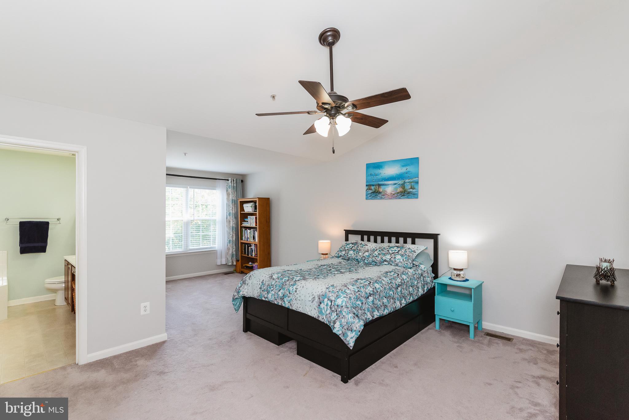 AUTUMN RUN - Residential