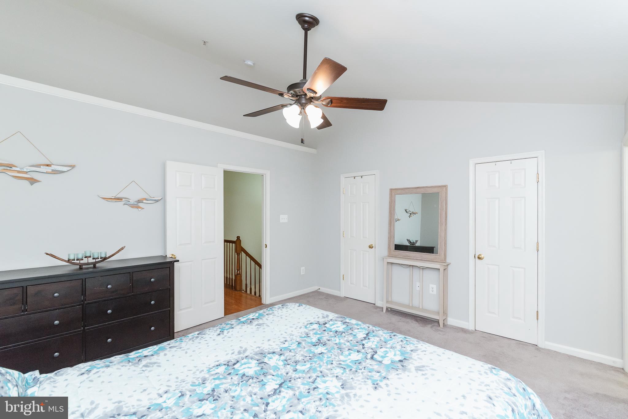 AUTUMN RUN - Residential