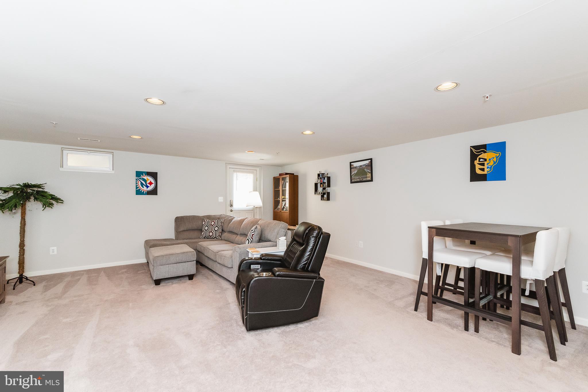 AUTUMN RUN - Residential