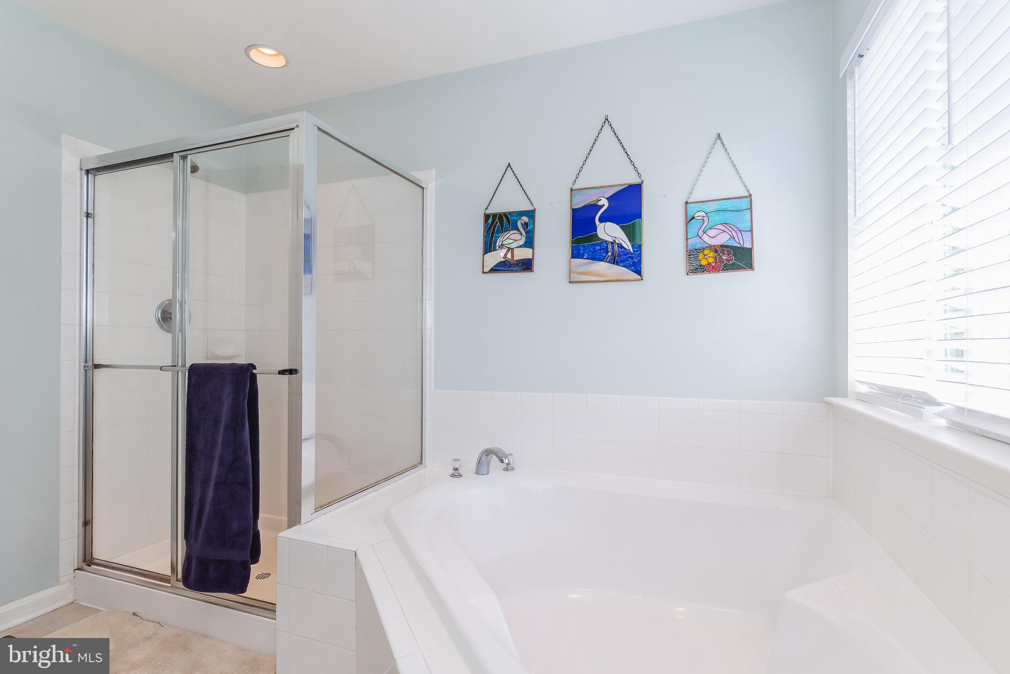 AUTUMN RUN - Residential