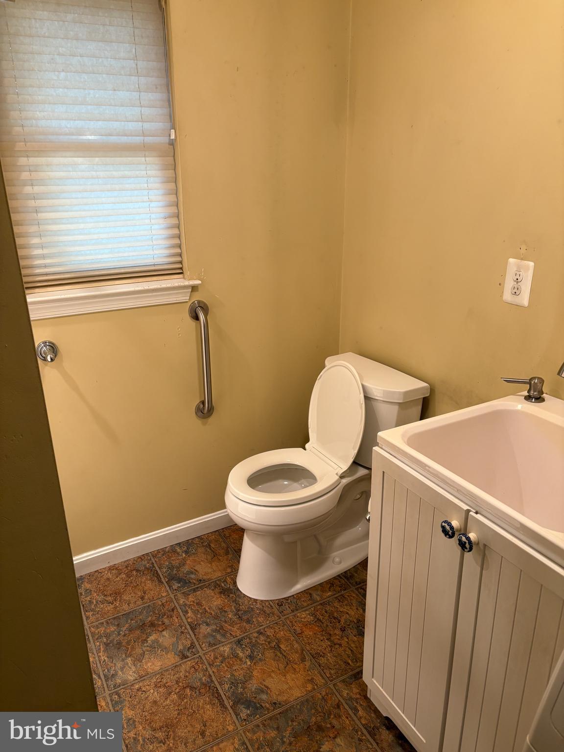 HAMPSTEAD - Residential