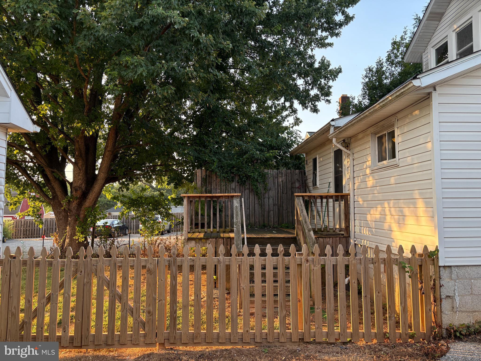 HAMPSTEAD - Residential