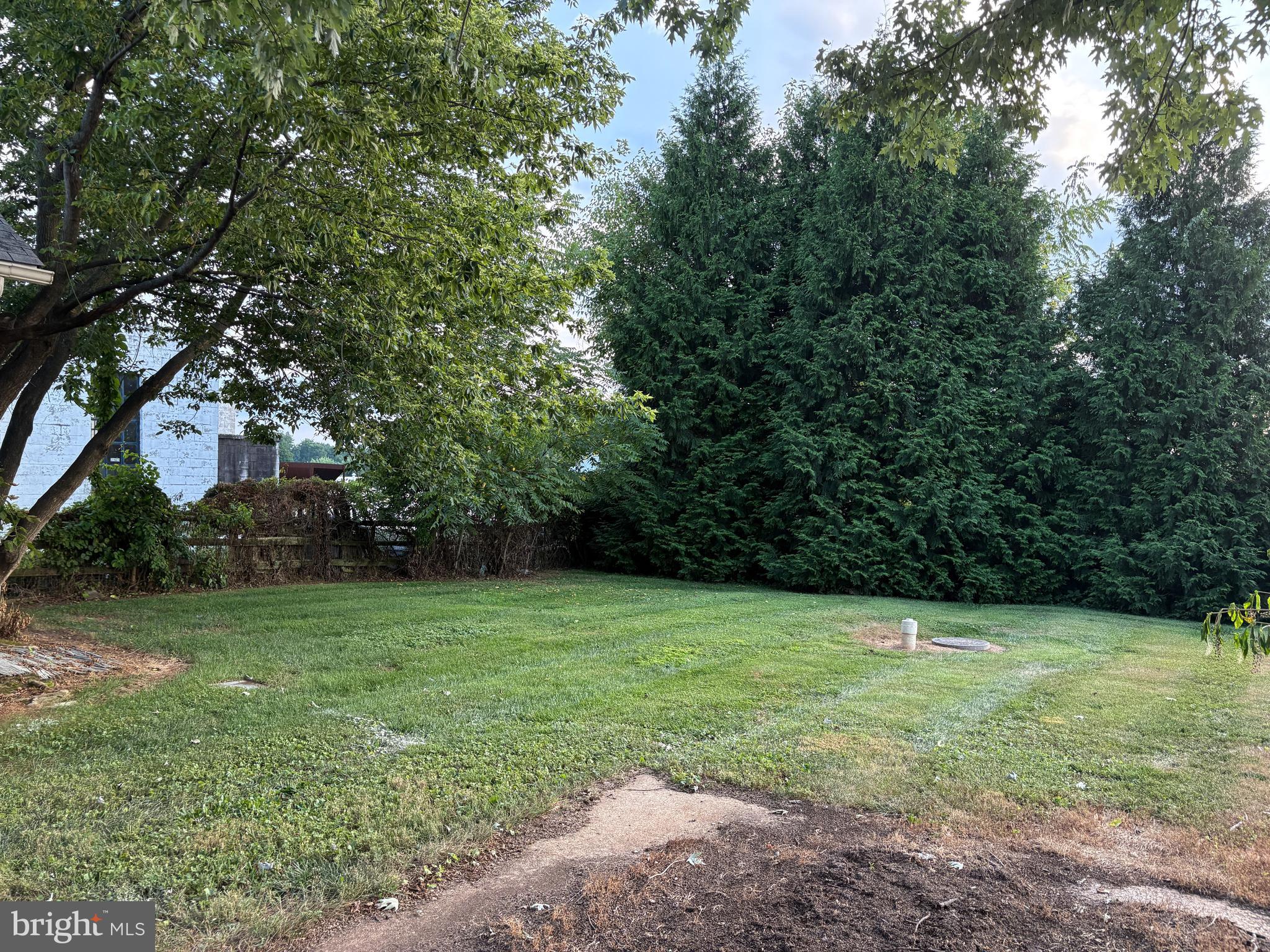 HAMPSTEAD - Residential