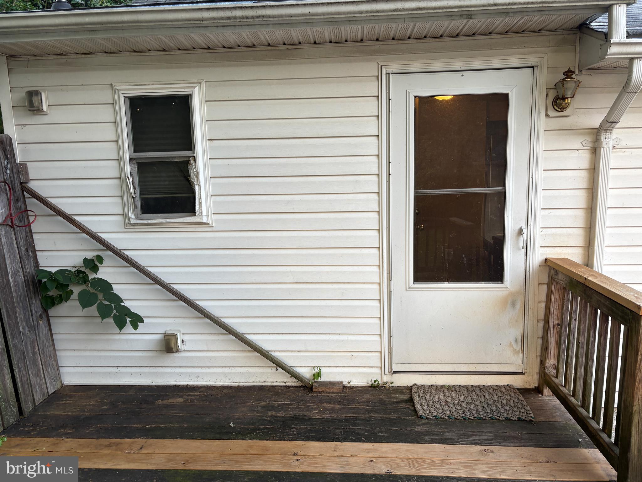 HAMPSTEAD - Residential