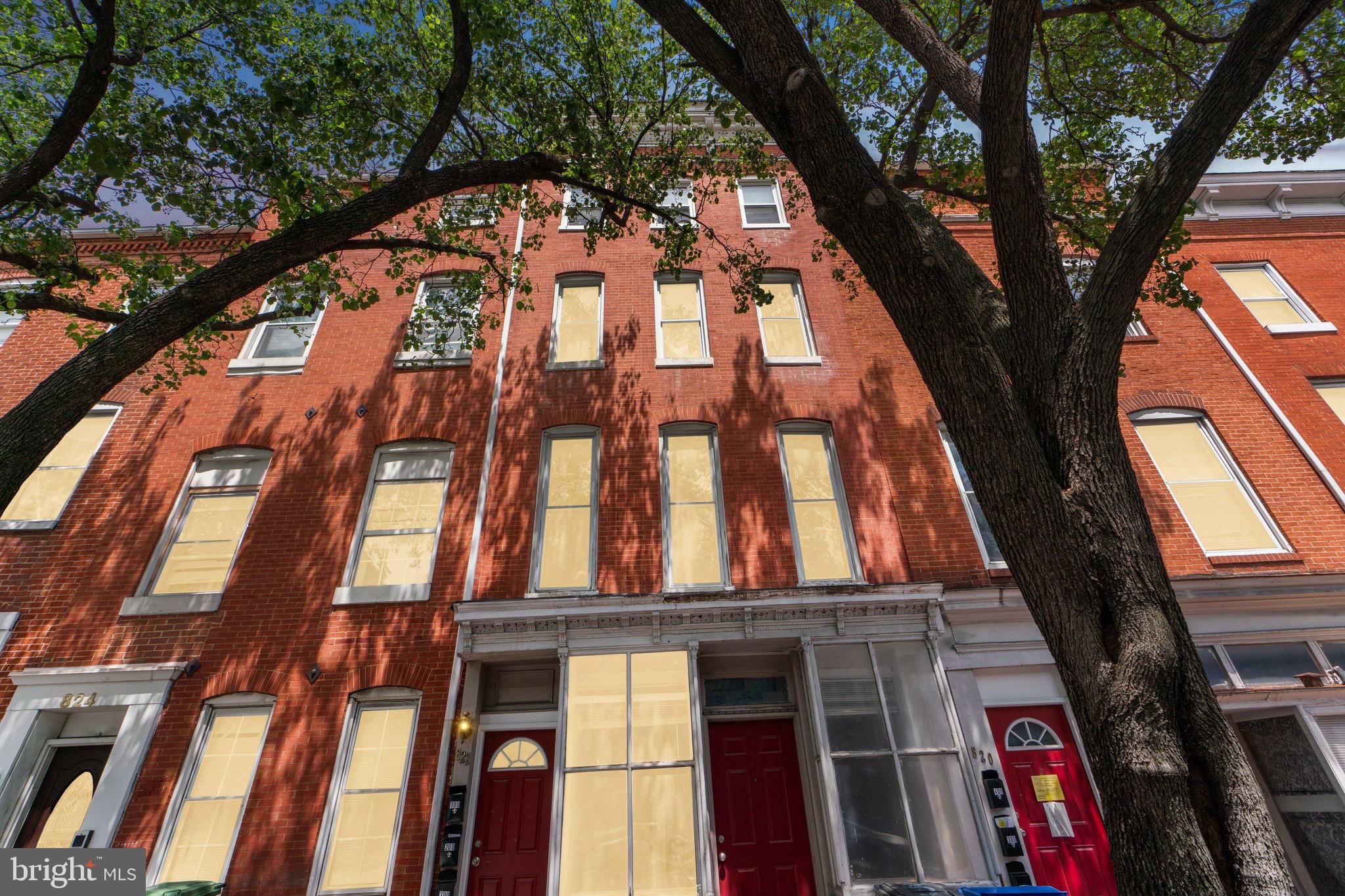 HOLLINS MARKET - Residential Lease
