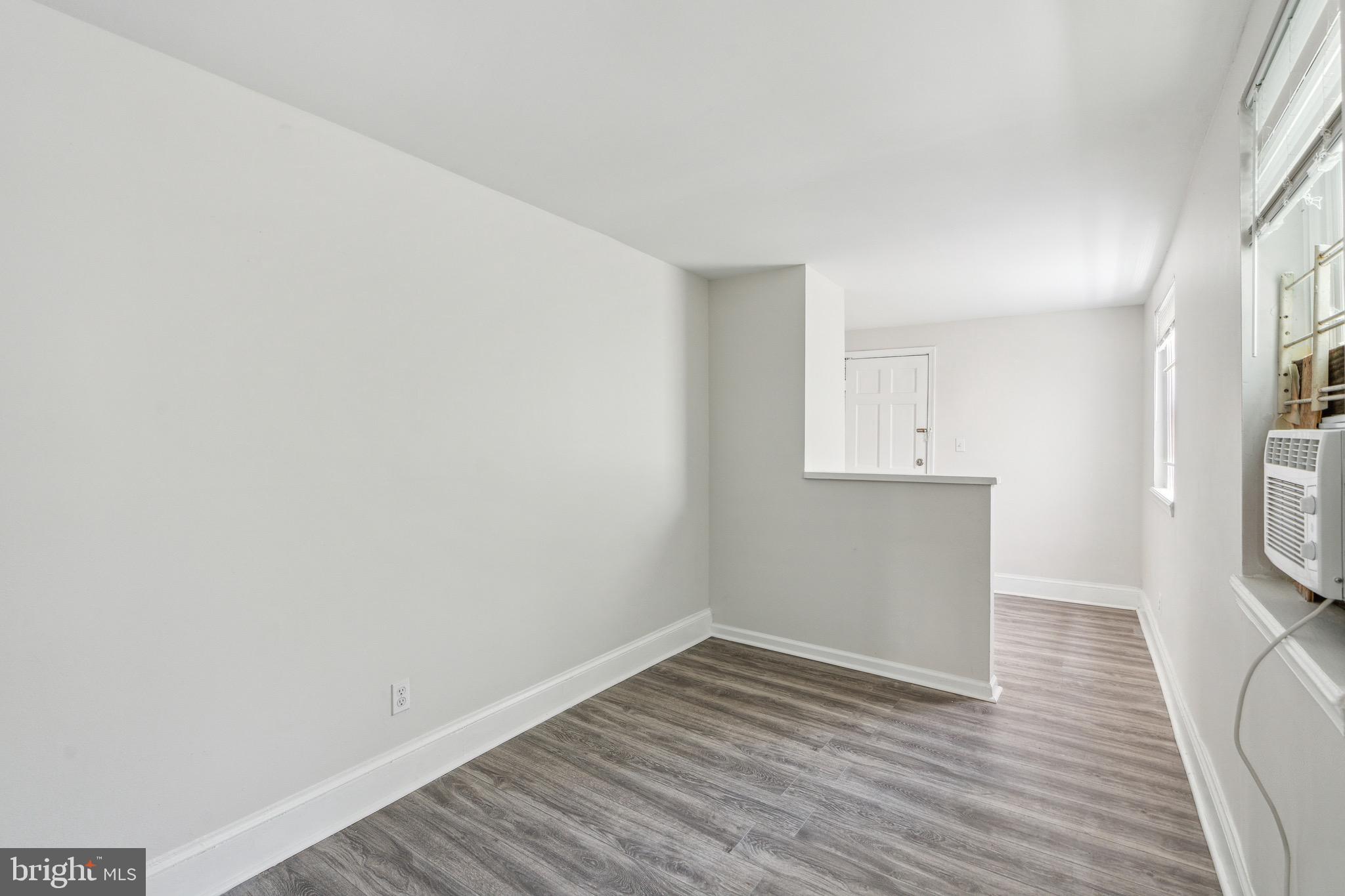 HOLLINS MARKET - Residential Lease