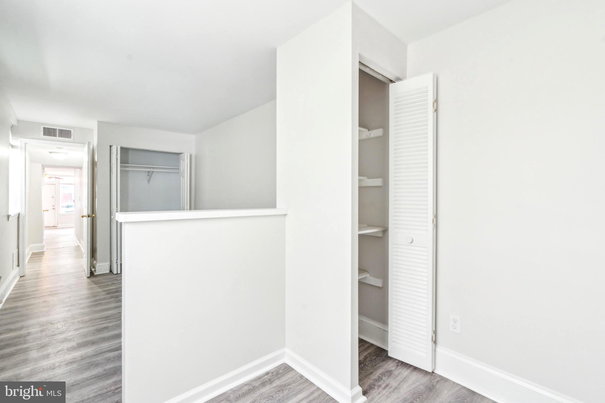 HOLLINS MARKET - Residential Lease