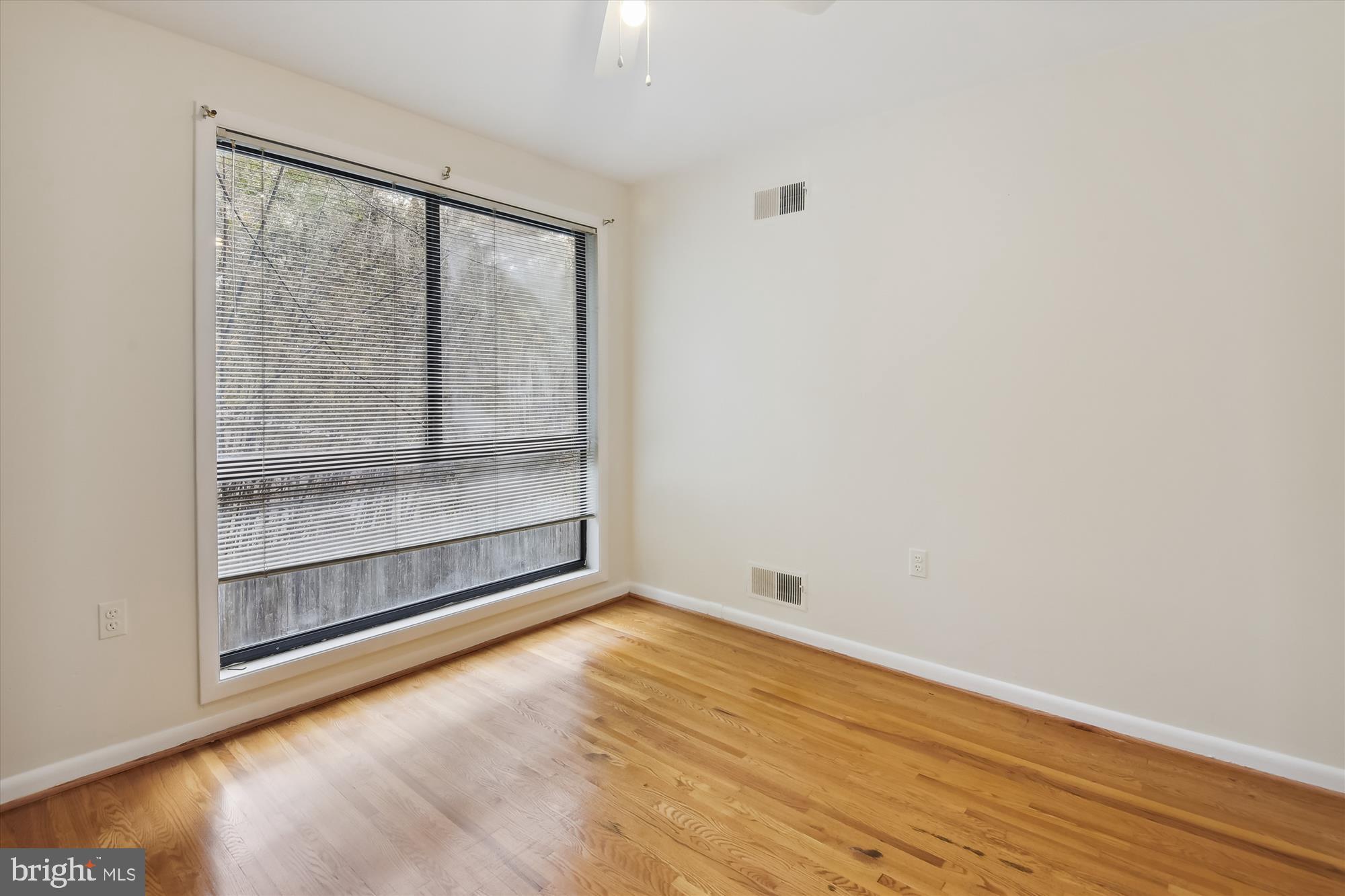 CABIN JOHN PARK - Residential Lease