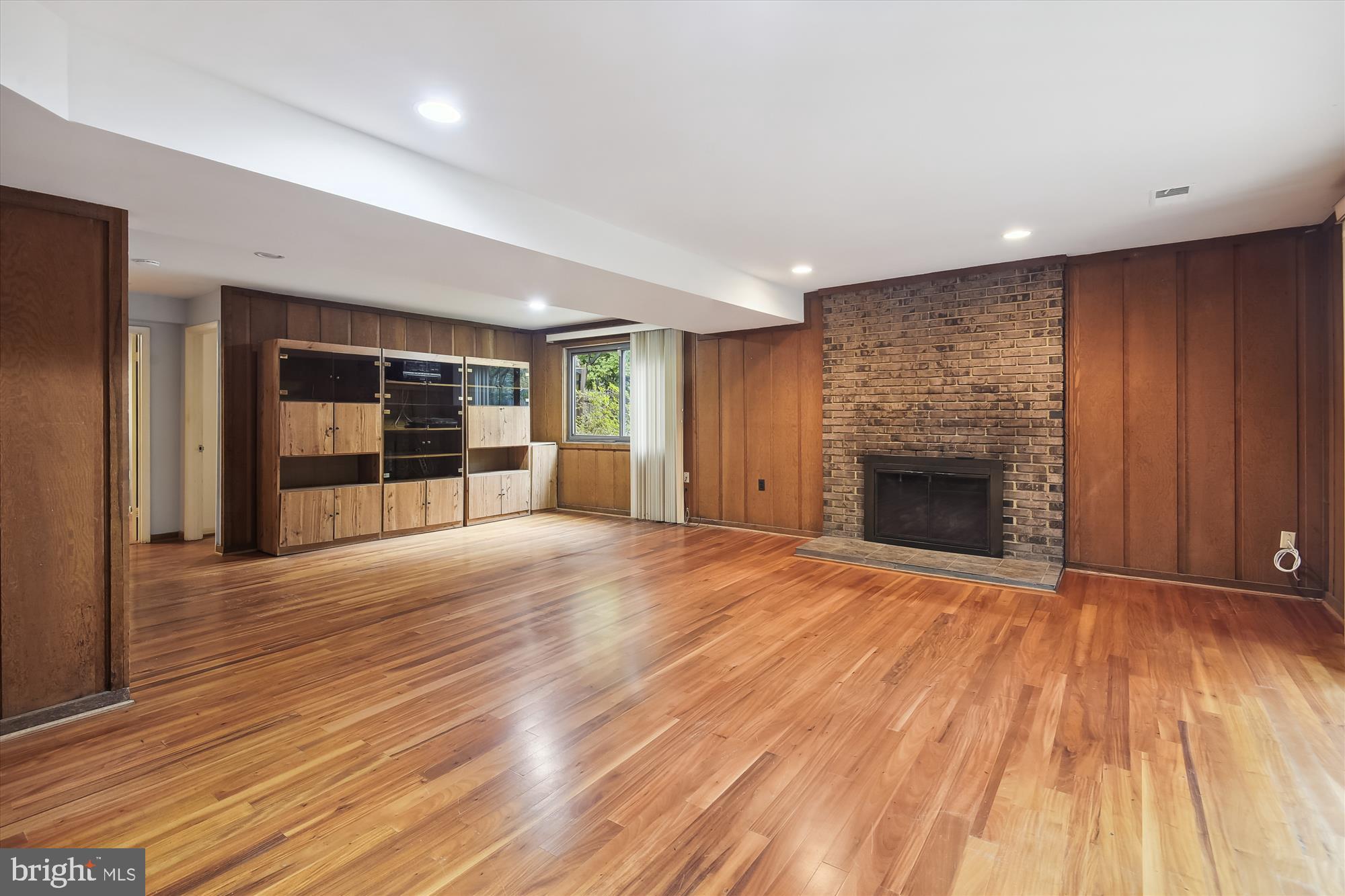 CABIN JOHN PARK - Residential Lease